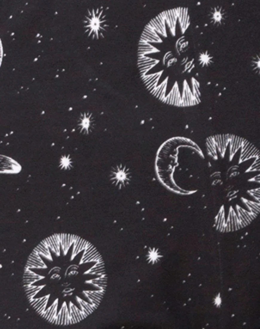 Jeevan Hose in Small Celestial Schwarz X Princess Polly - Image 5