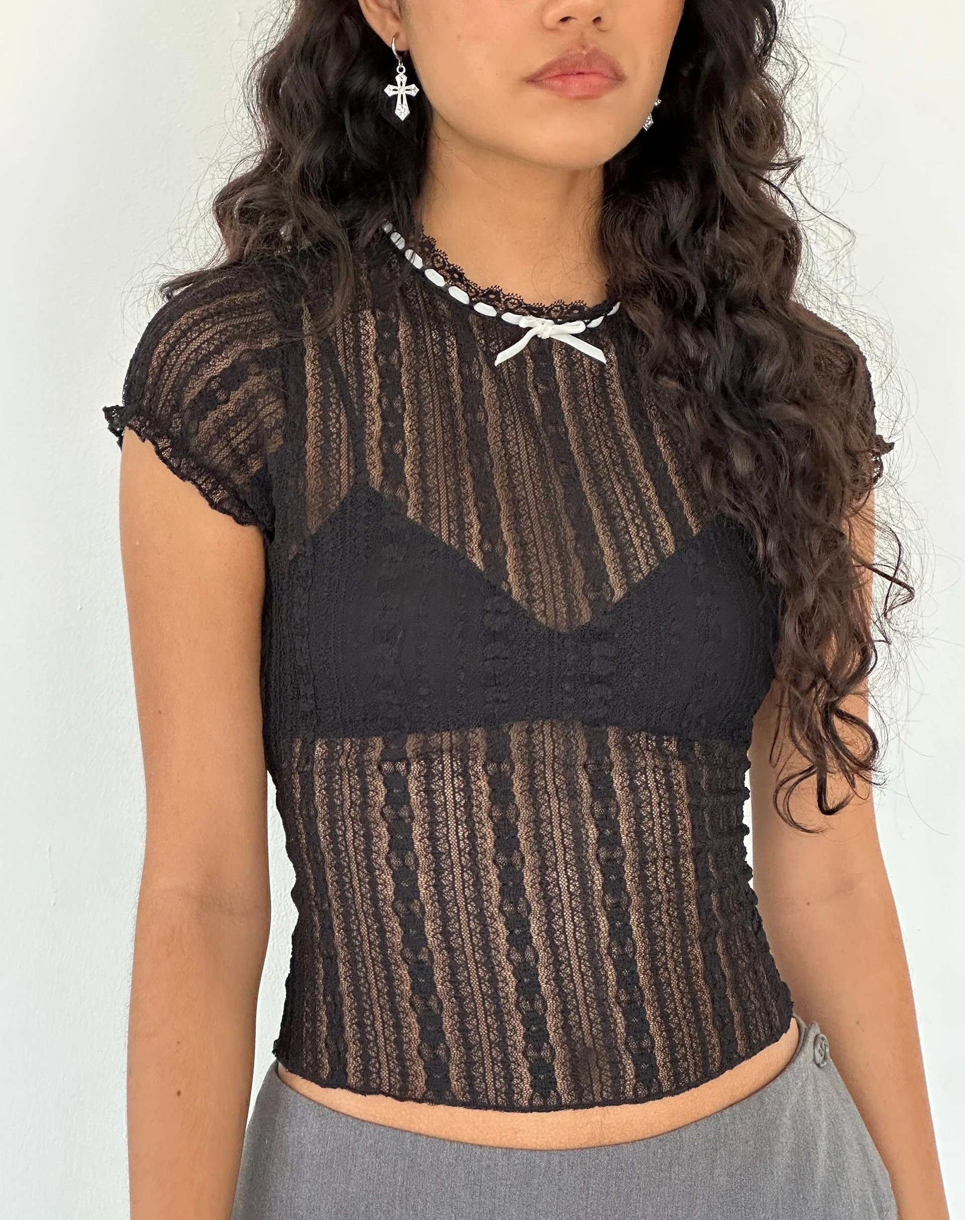 Jennifer Ungefüttertes Top aus Spitze Schwarz - Image 4