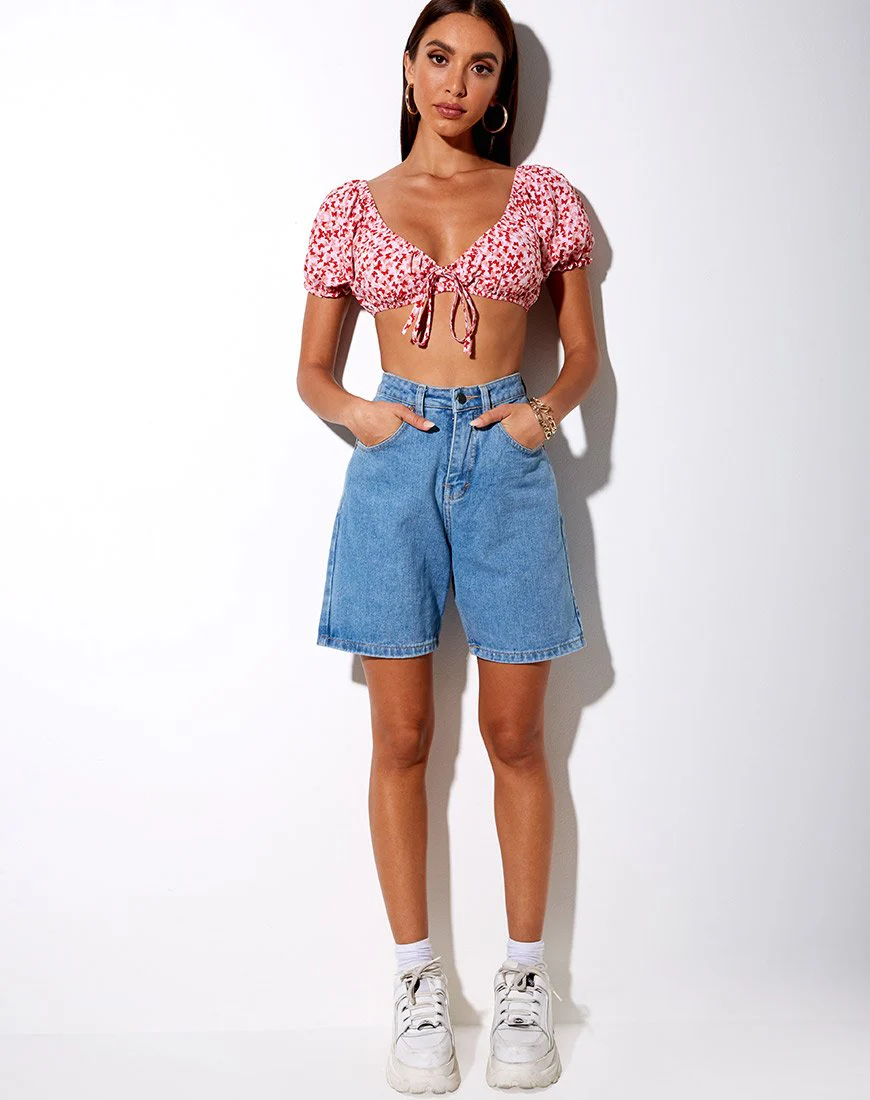 Jiha Crop Top in Ditsy Butterfly Pfirsich und Rot - Image 3