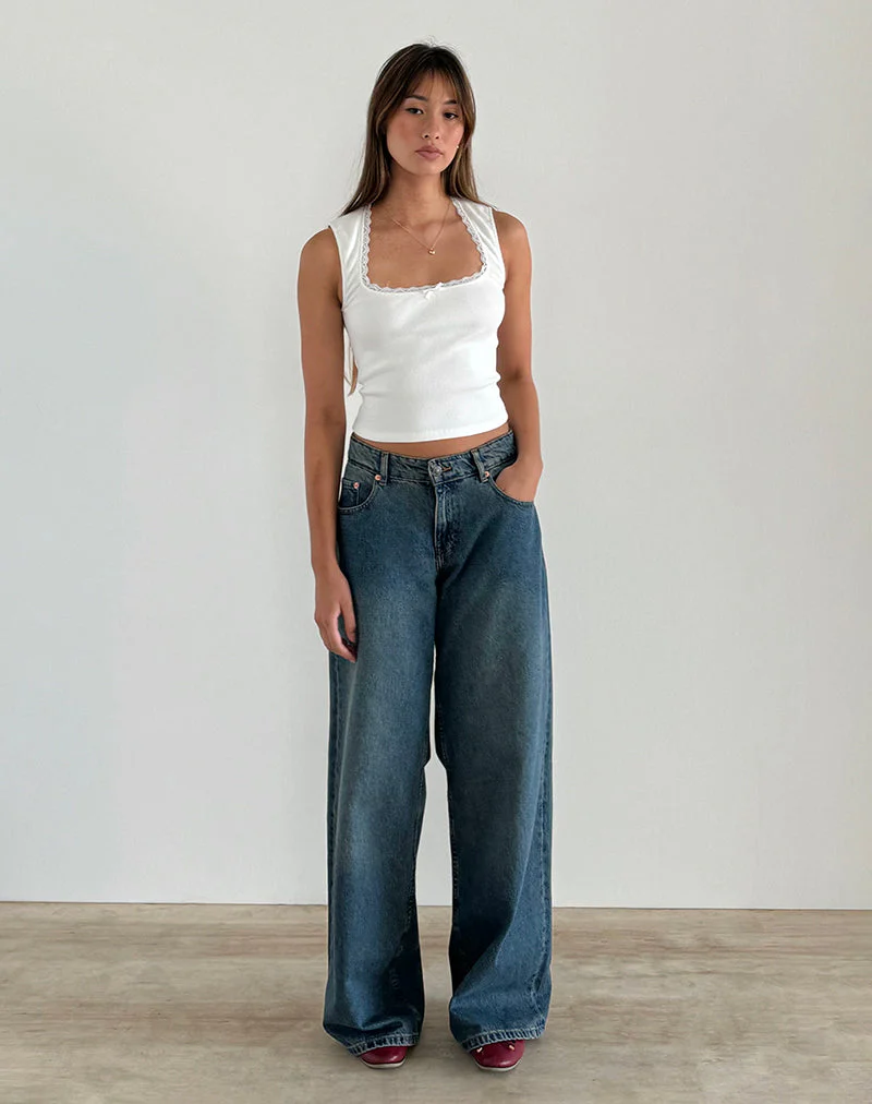 Jinila Top in Off White mit Schleife und Spitzenbesatz - Image 3