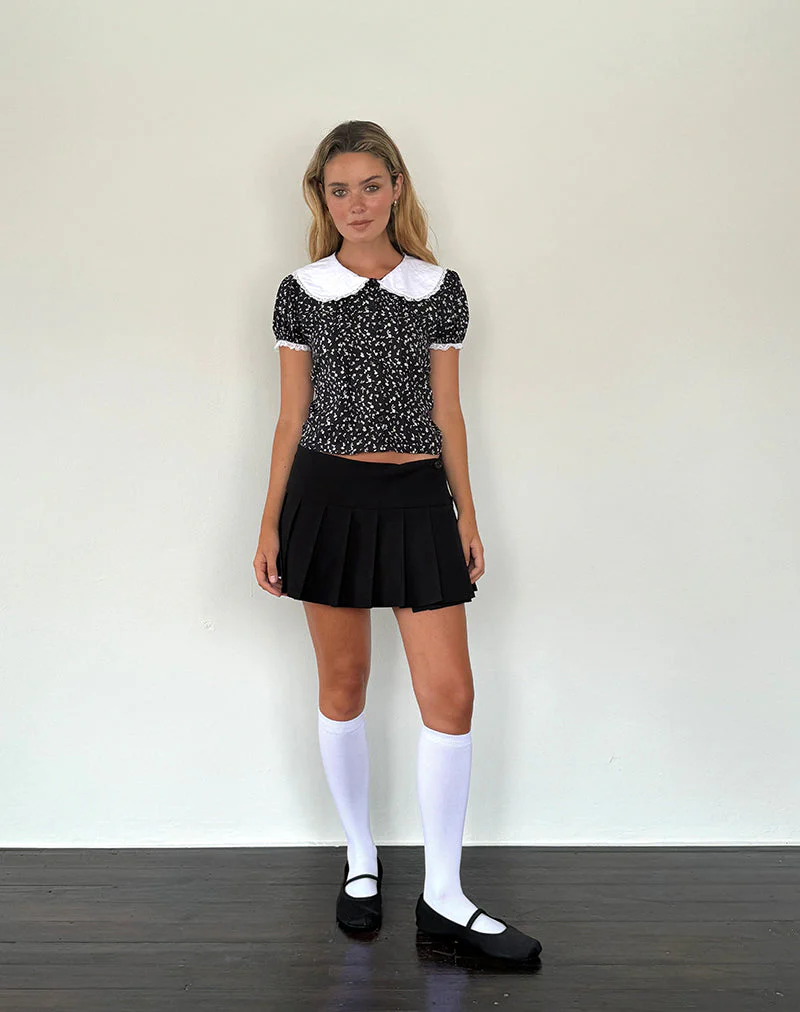 Jisoya Bluse in Schwarz Ditsy Romance - Image 5