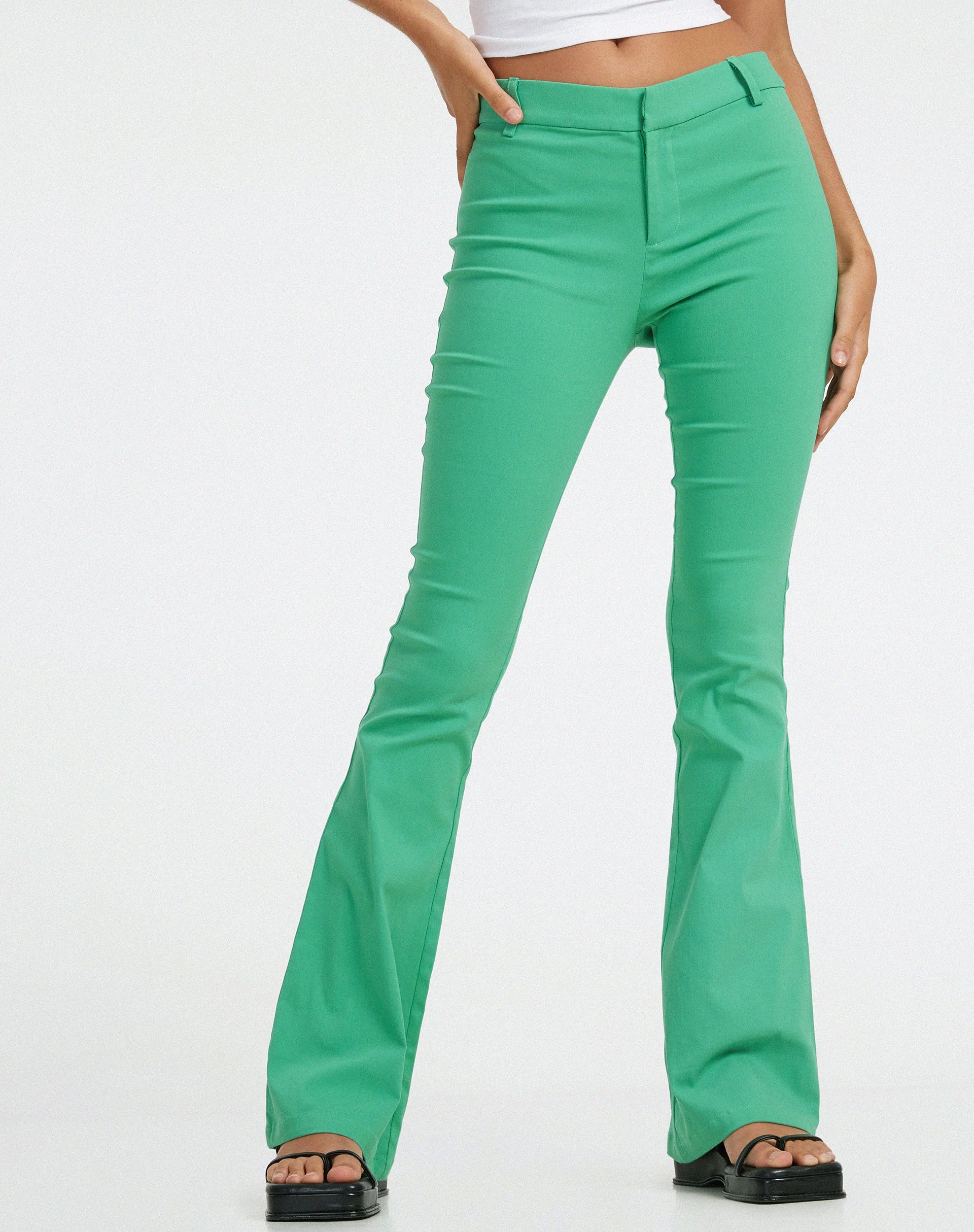 Jopanka Hose mit ausgestelltem Bein in Tailoring Grün - Image 3