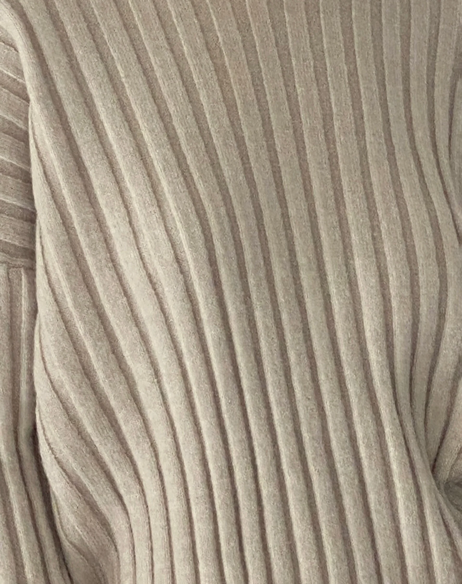 Judah Übergroßer Pullover aus klobigem Rippenstrick in Ecru - Image 8