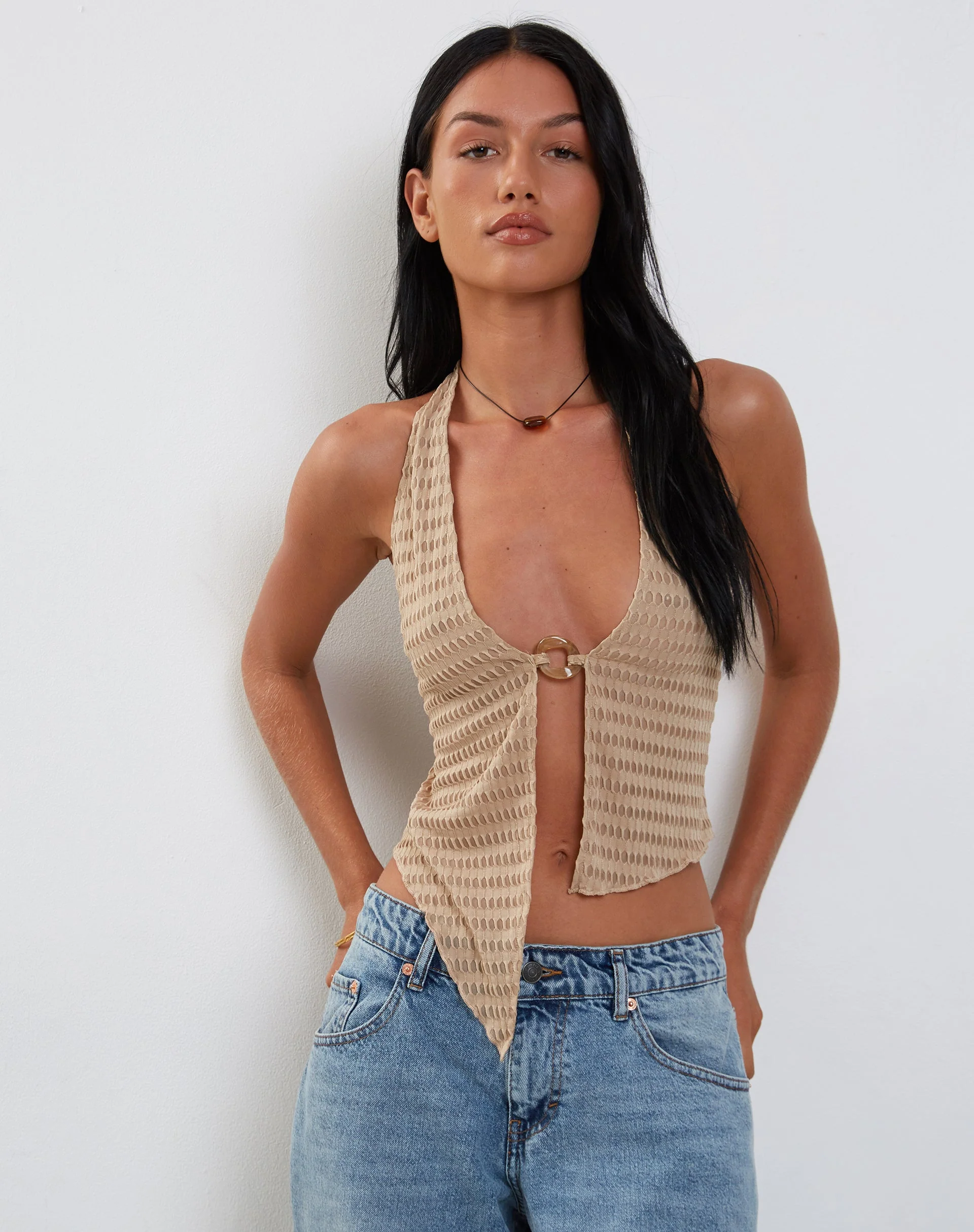 Kacie Waffelstrick-Halfterneck-Schmetterlingsoberteil in Hafer - Image 4
