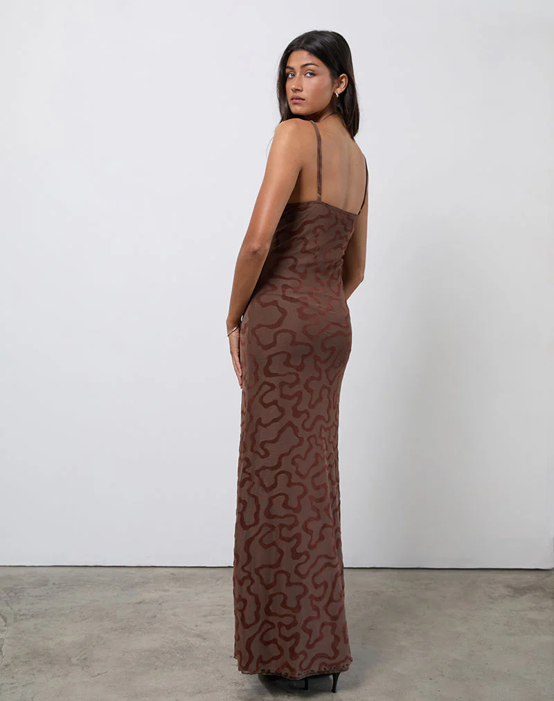 Kalana Maxikleid in Braun Swirl Flock - Image 5