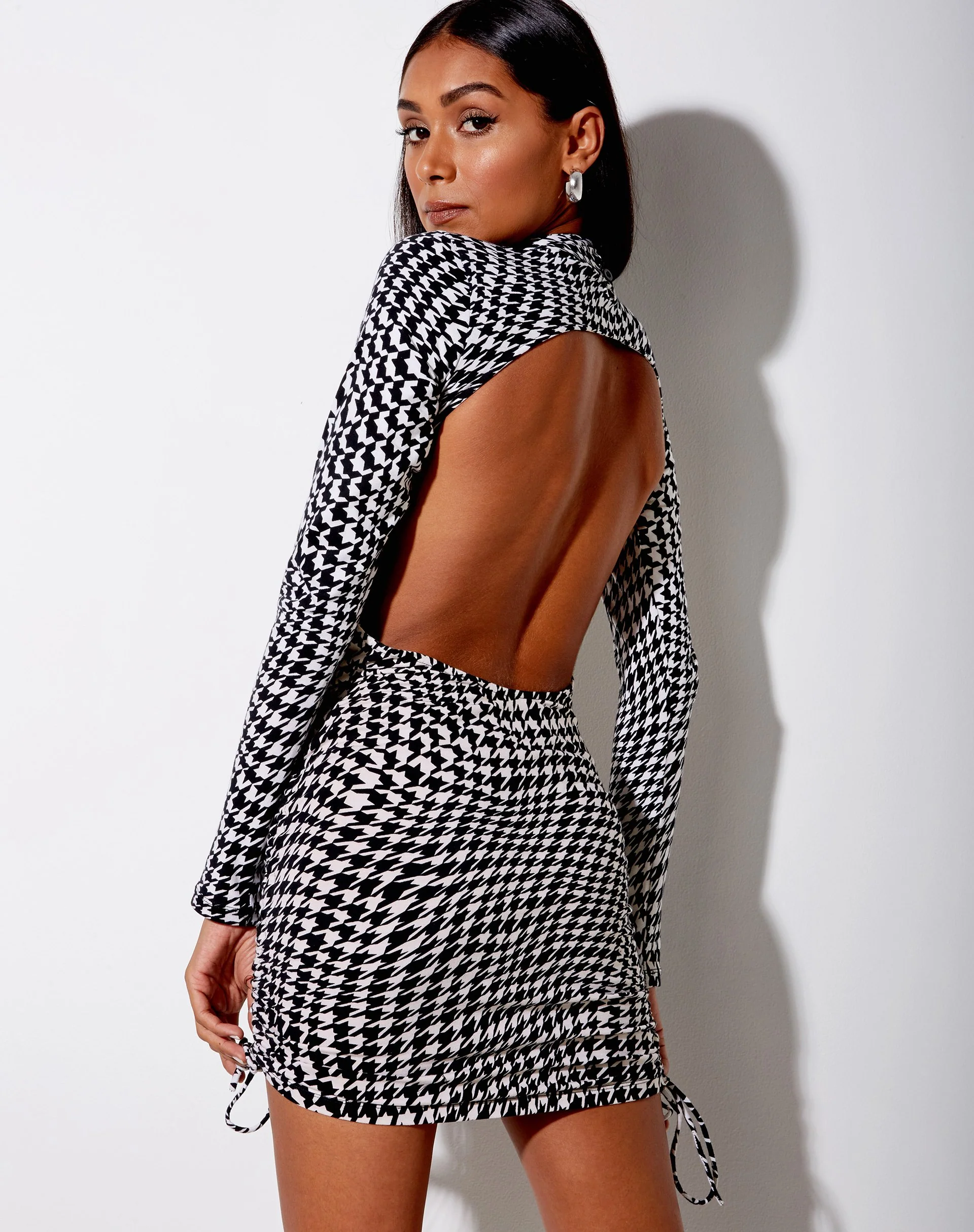 Kamora Minikleid in Wavey Dogtooth