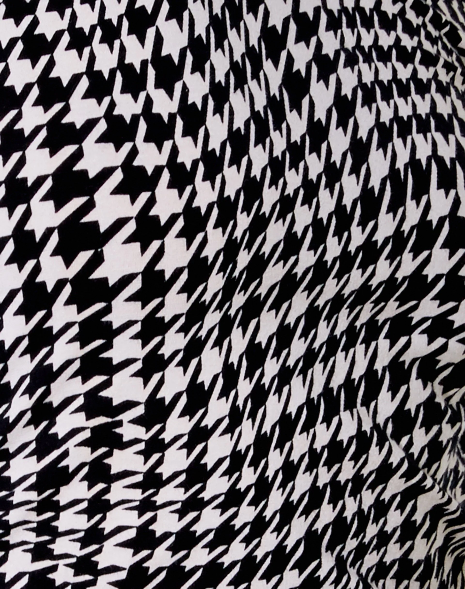 Kamora Minikleid in Wavey Dogtooth - Image 5