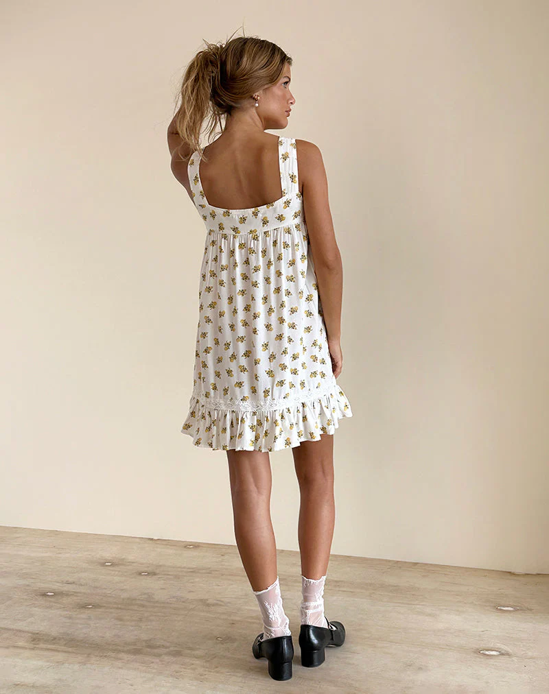 Karina Kleid in Funshine Floral Off White - Image 5