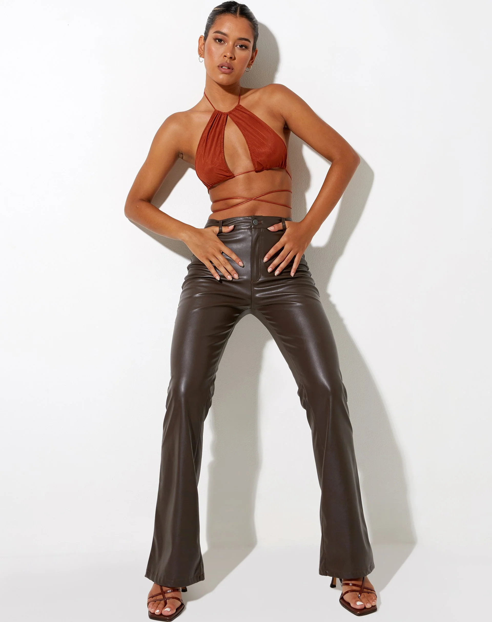 Karti Crop Top aus Mesh Toffee - Image 3