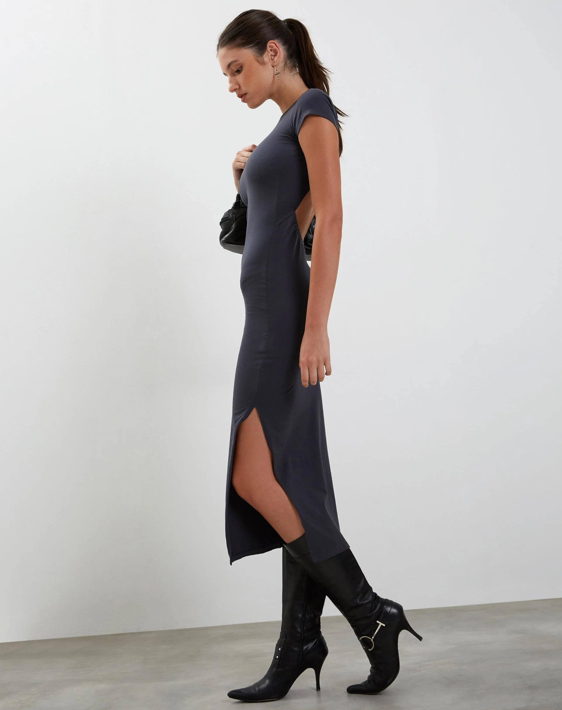 Kasor Midikleid mit offenem Rücken in Ocean Storm - Image 4