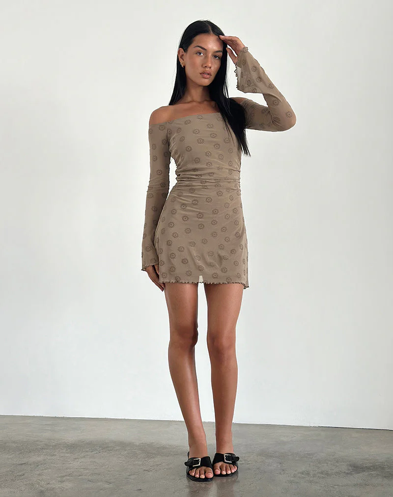 Kausar Schulterfreies Minikleid in Daisy Flock Hellbraun - Image 2