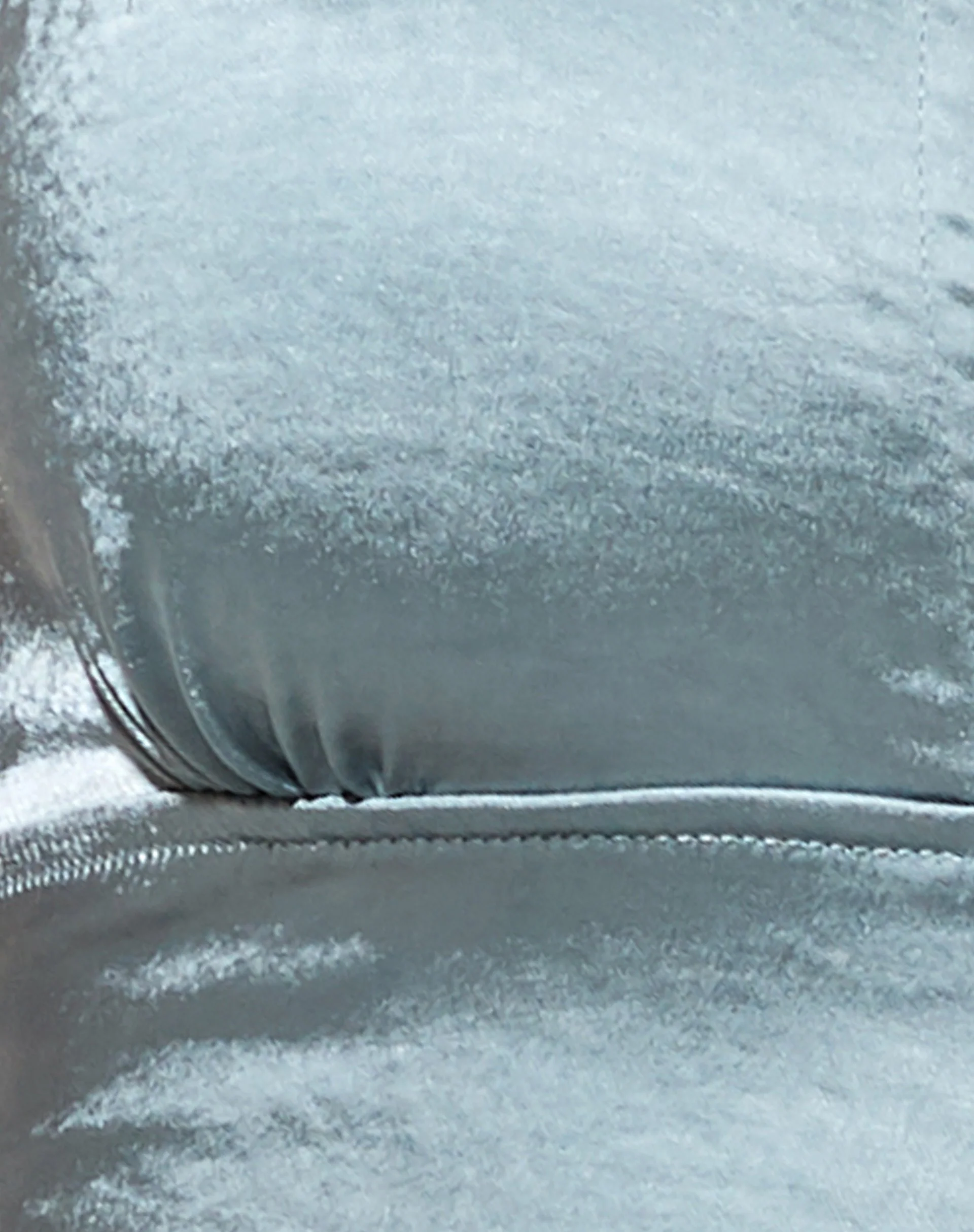 Keiza Crop Top aus Satin Silber Blau - Image 5