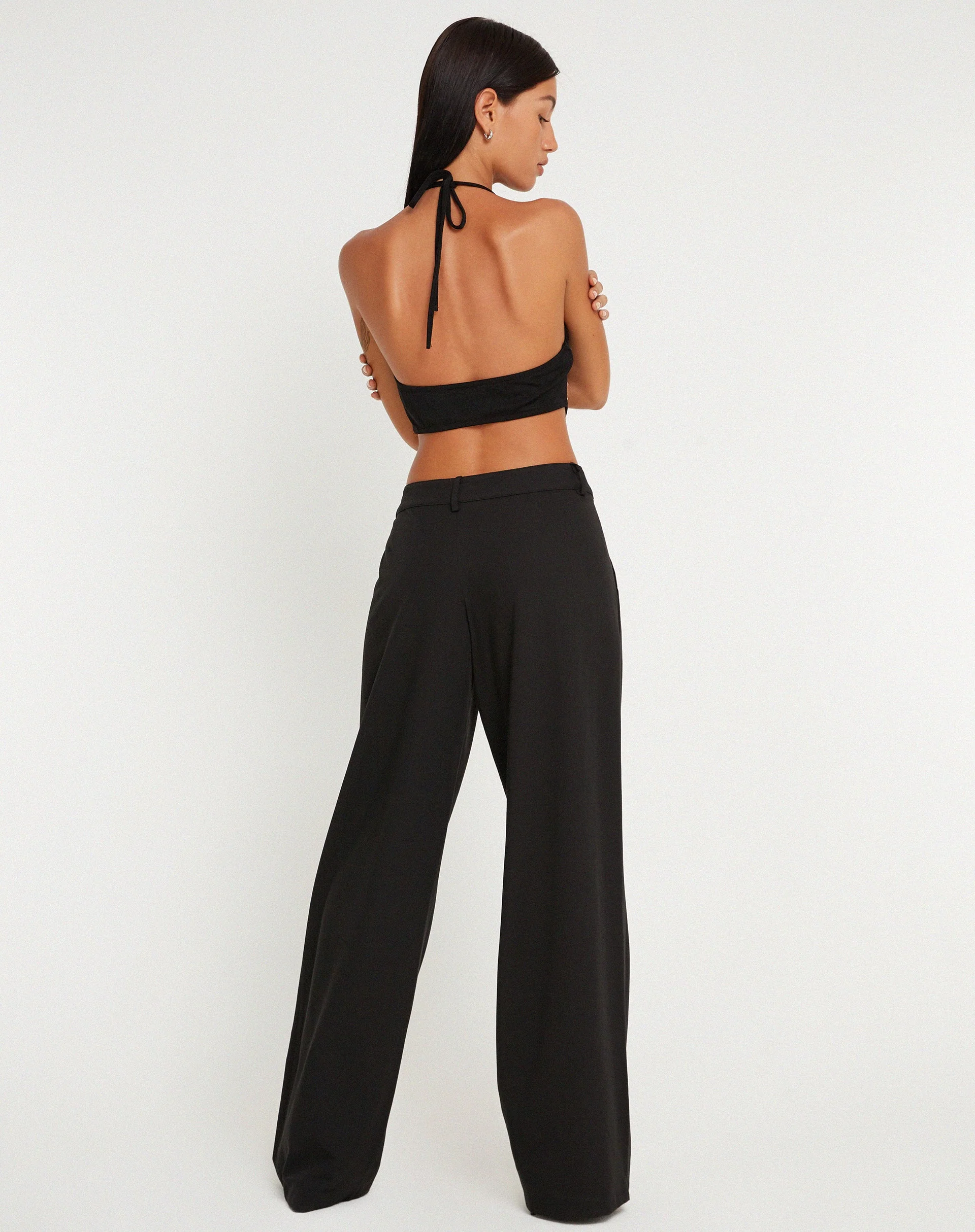 Ketida Neckholder Crop Top in Schwarz Diamante - Image 7