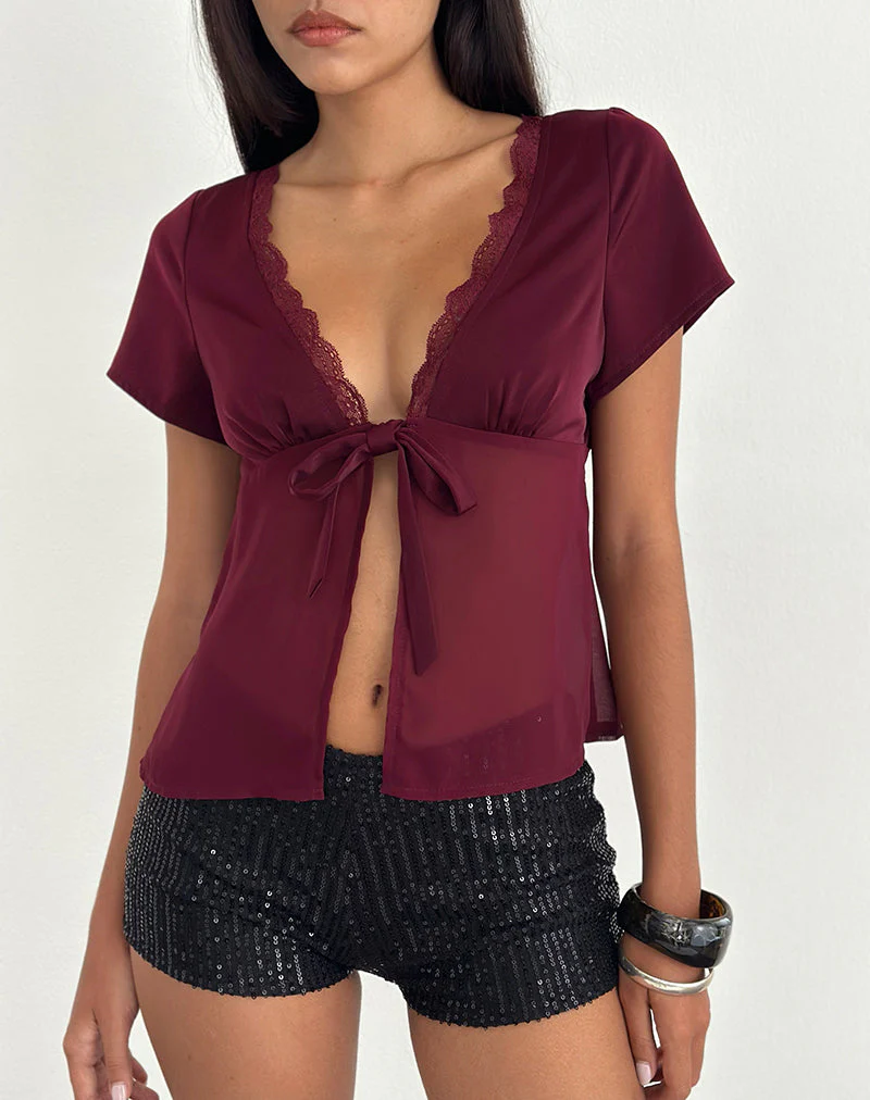 Kilu Top aus Satin-Chiffon in Burgunderrot