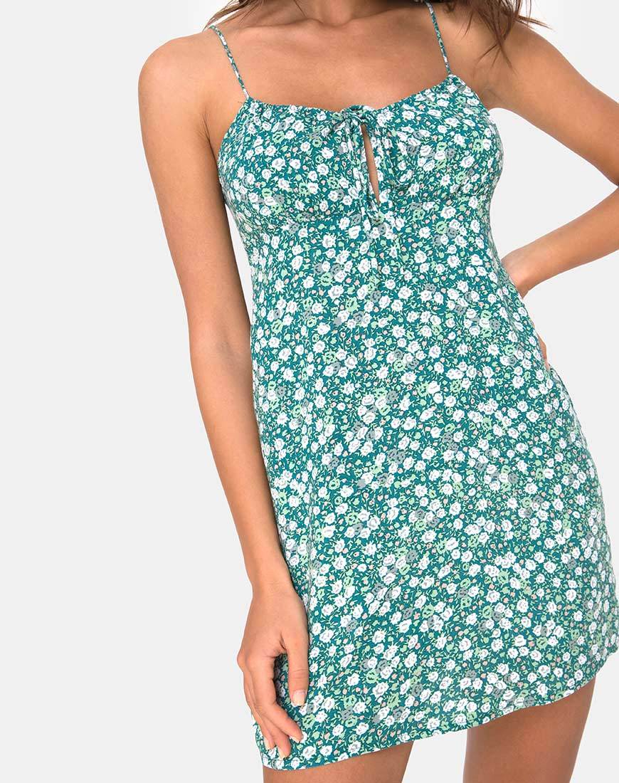 Kumala Slip-Kleid in Floral Field Green - Image 5