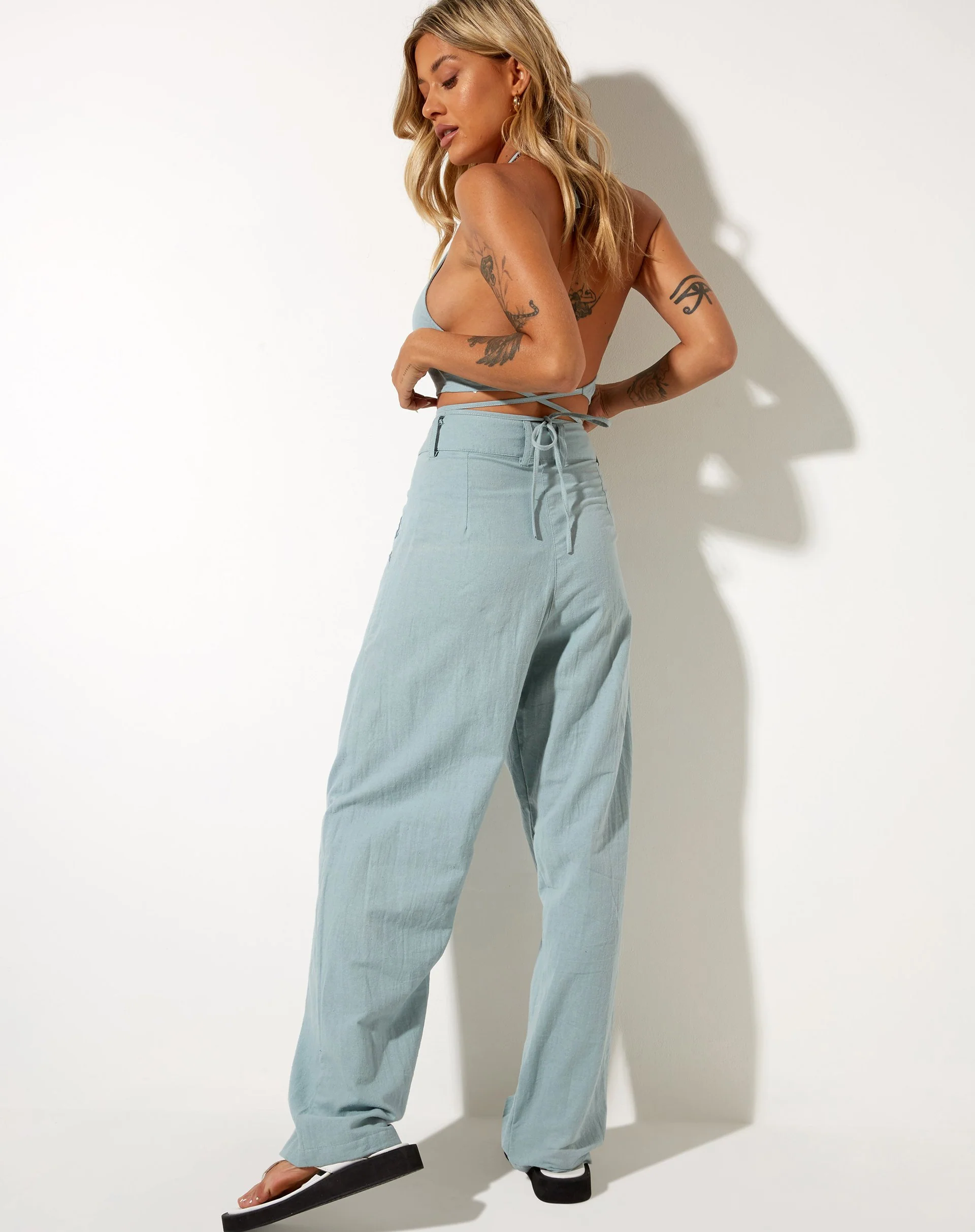 Lakusa Hose mit weitem Bein in Rami Blue Surf - Image 4