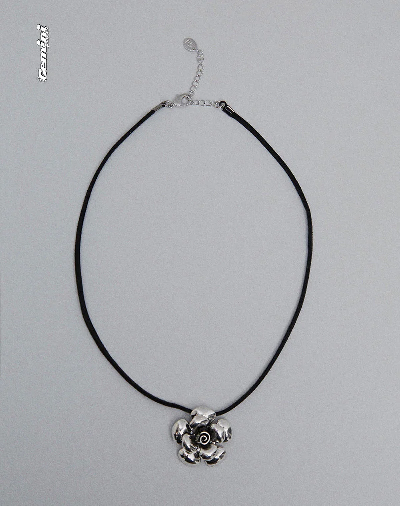 Lana Cord Rose Halskette von Gemini Jewels - Image 2
