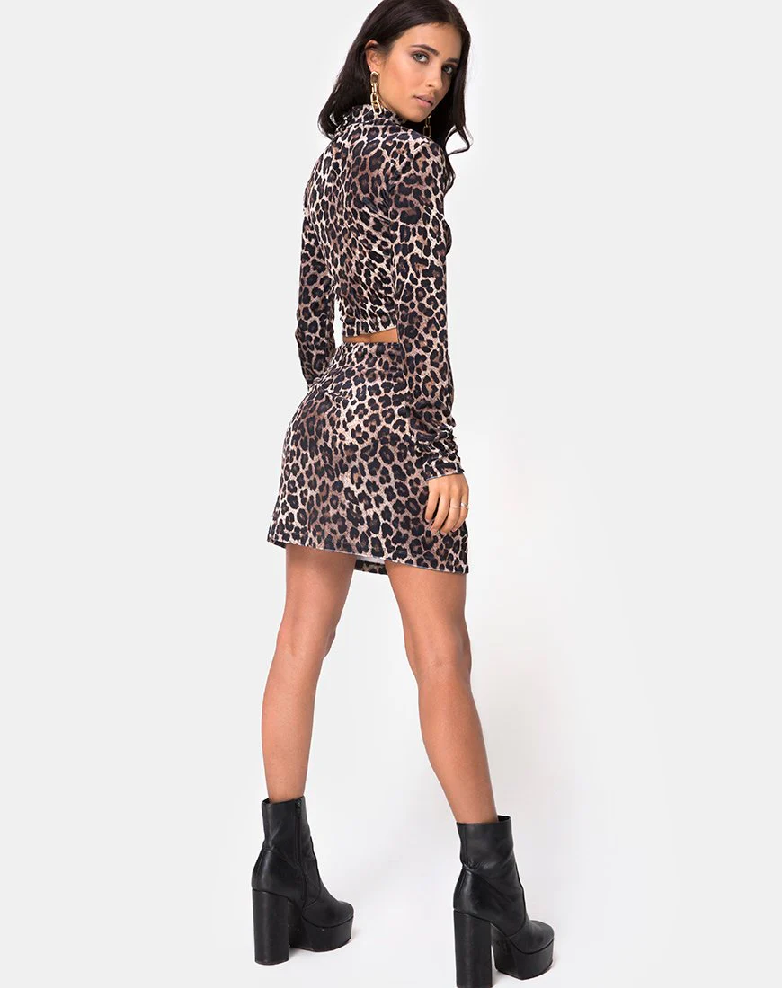 Lara Crop Top in Samt Braun Leopard - Image 4