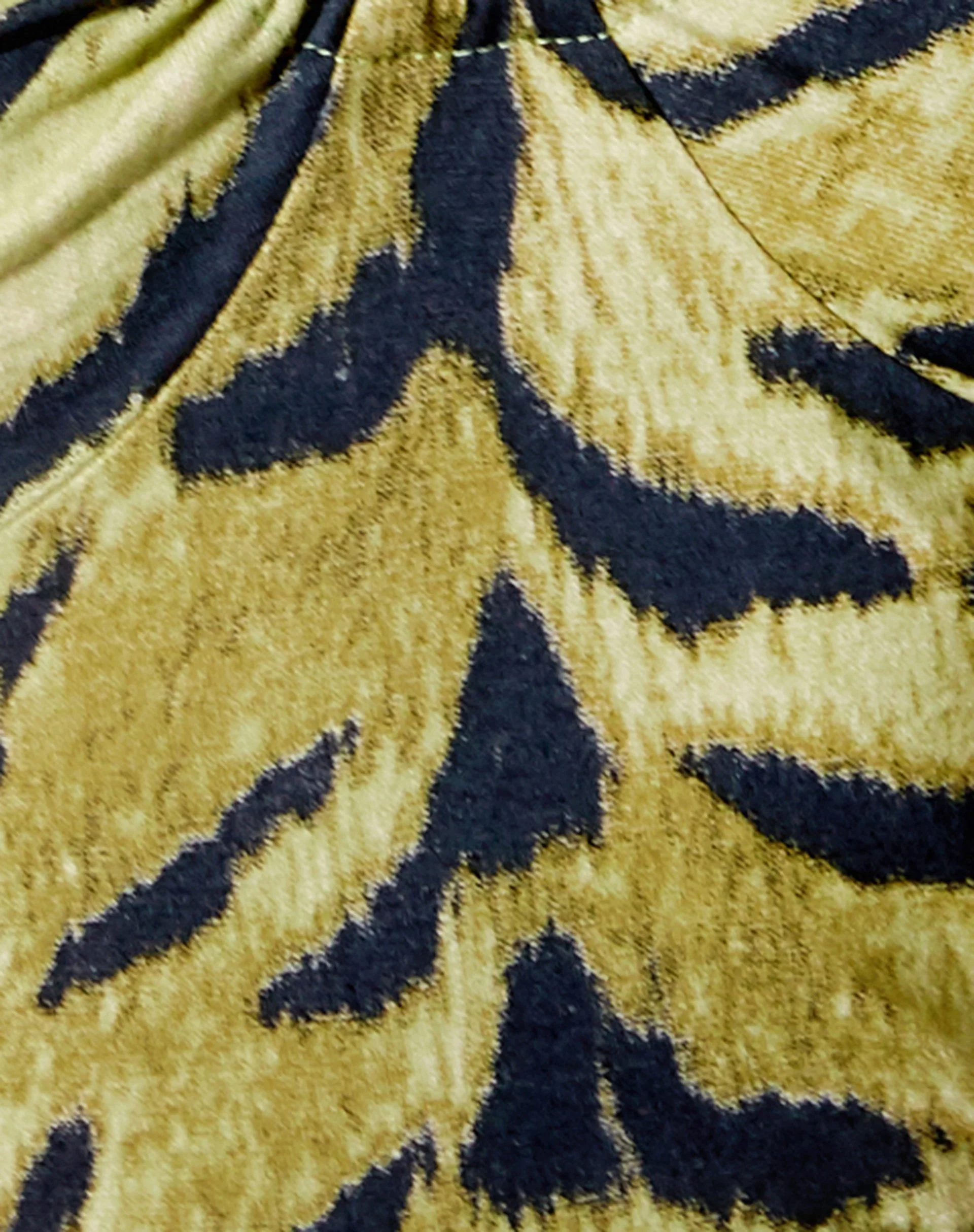 Larisa Mieder in Tiger Full Khaki - Image 6