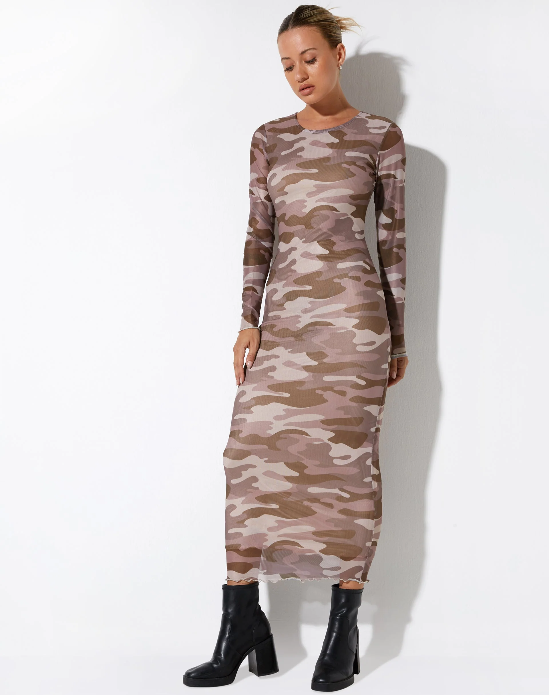 Laura Midikleid in Camo - Image 4