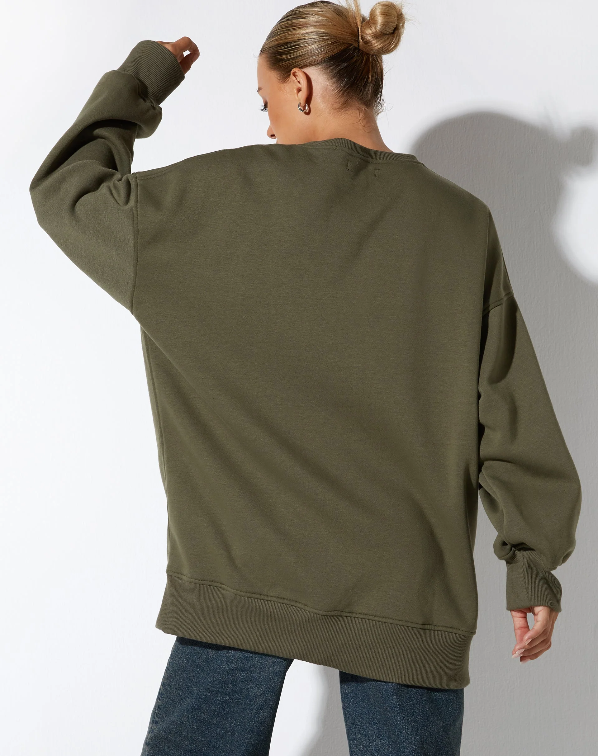 Lei Sweatshirt aus Traubenblatt mit Schmetterlingsstickerei - Image 2