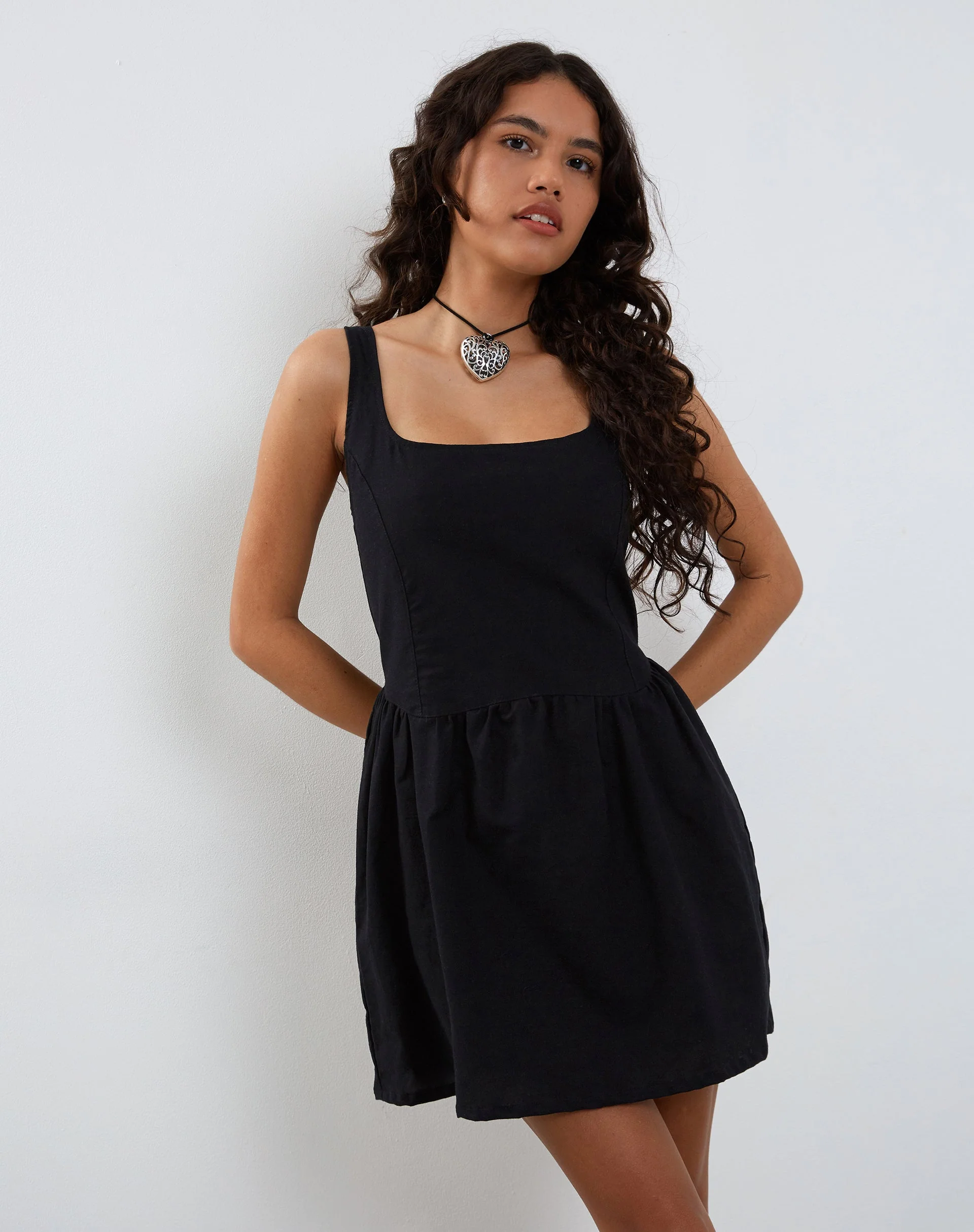 Leshiel Minikleid aus schwarzer Popeline