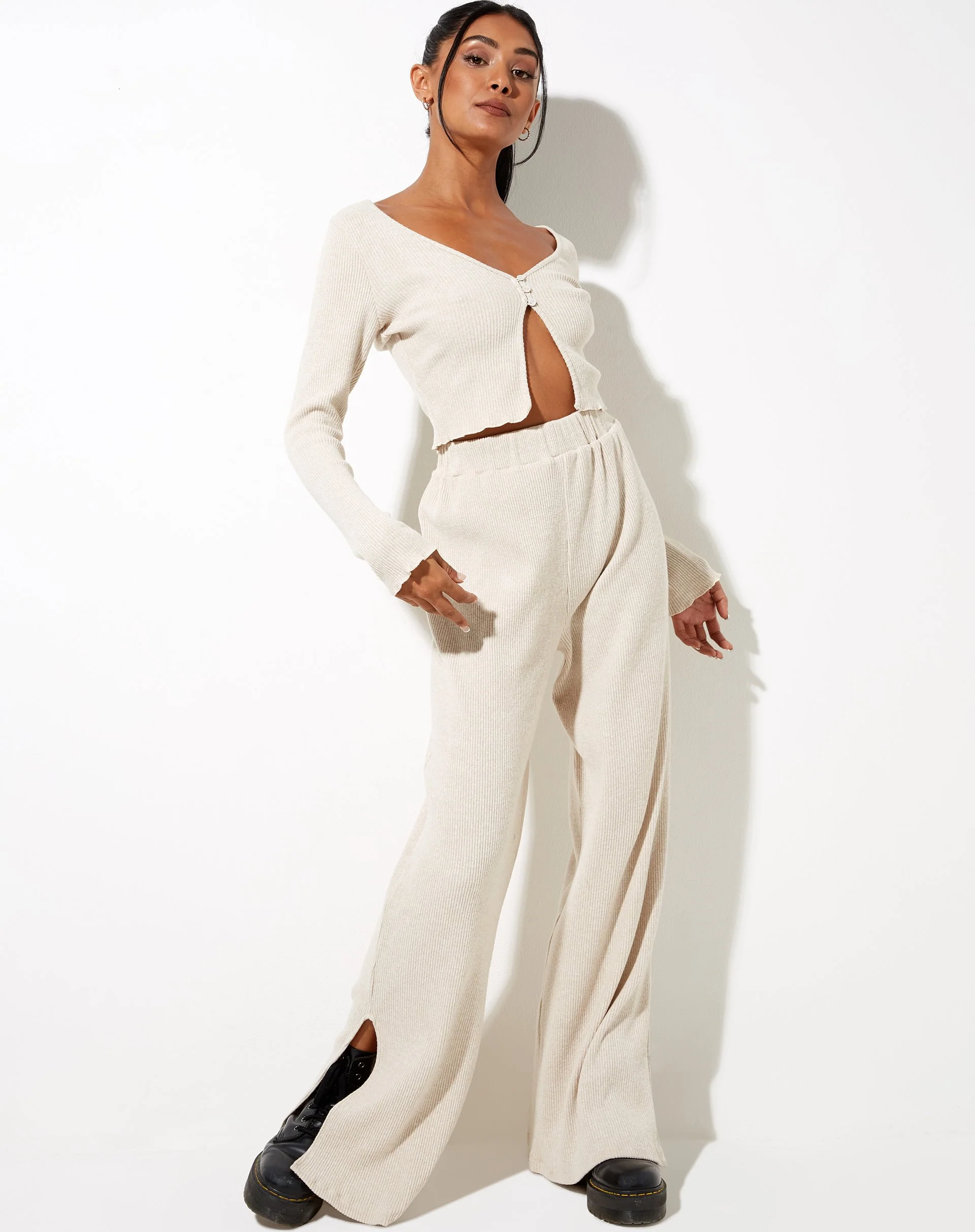 Lesia Top in Rippe Hafermehl - Image 3
