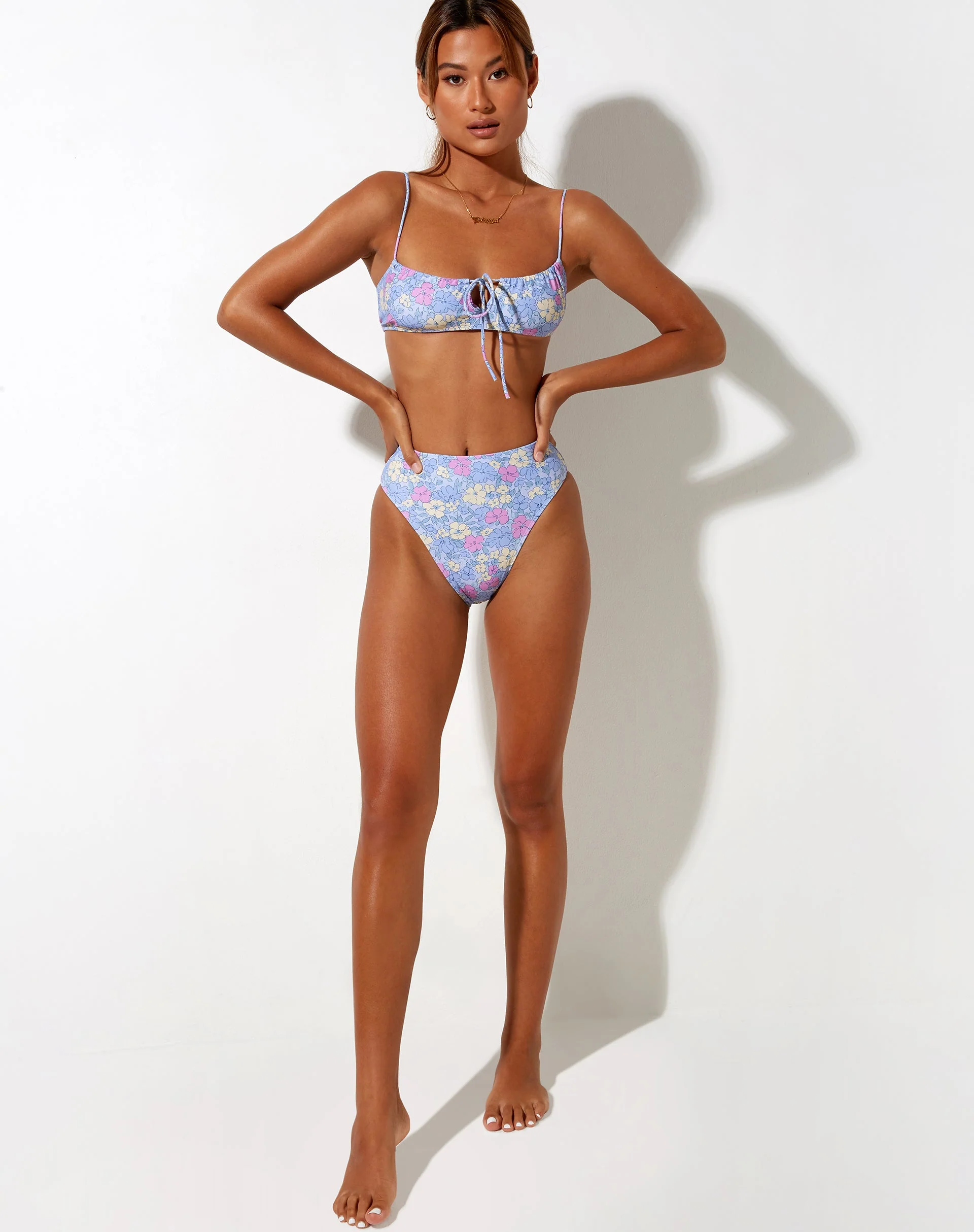 Liana Bikinioberteil in verwaschenem Pastellblumenmuster - Image 4