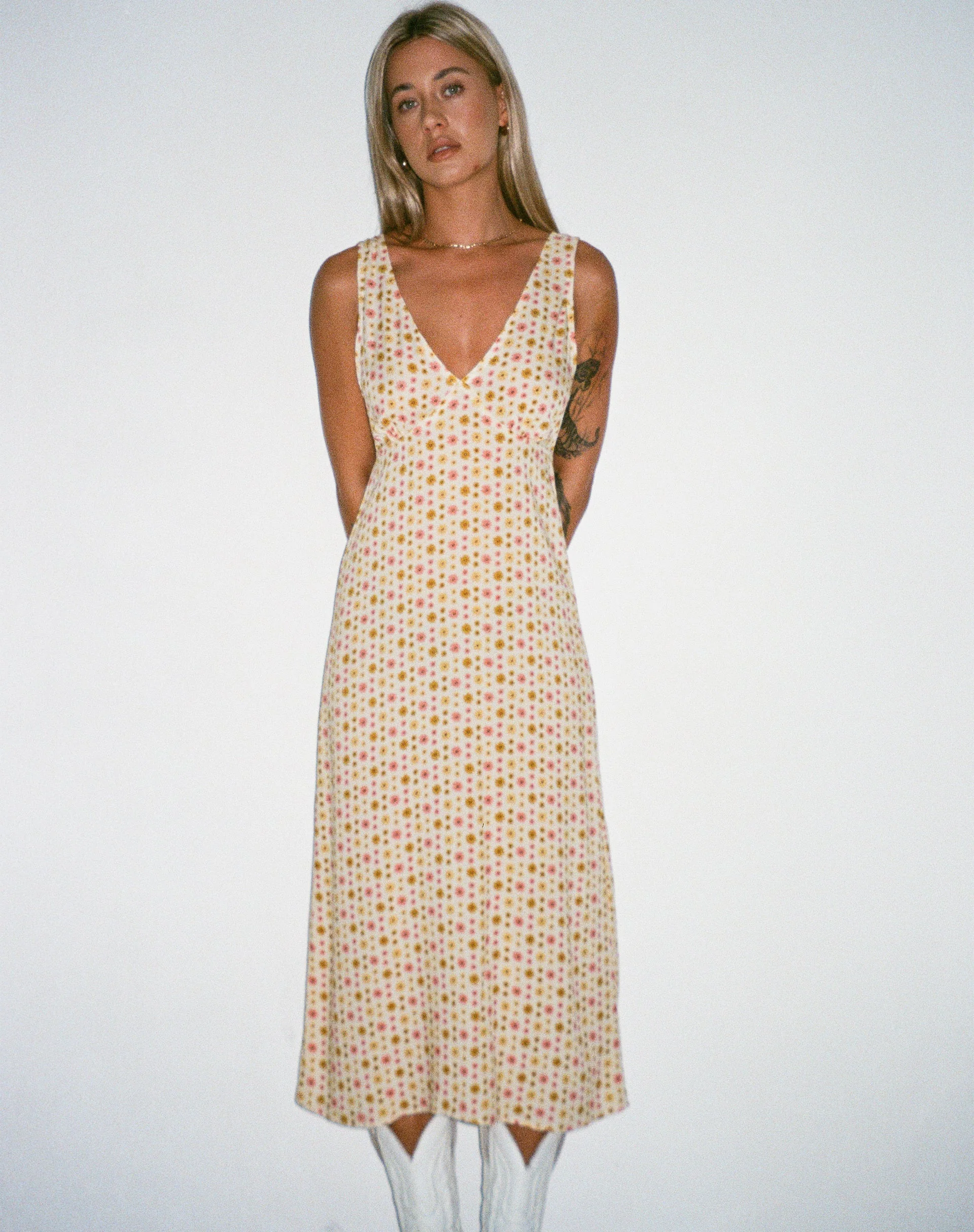 Lisheva Midikleid aus Daisy Chain Creme - Image 5