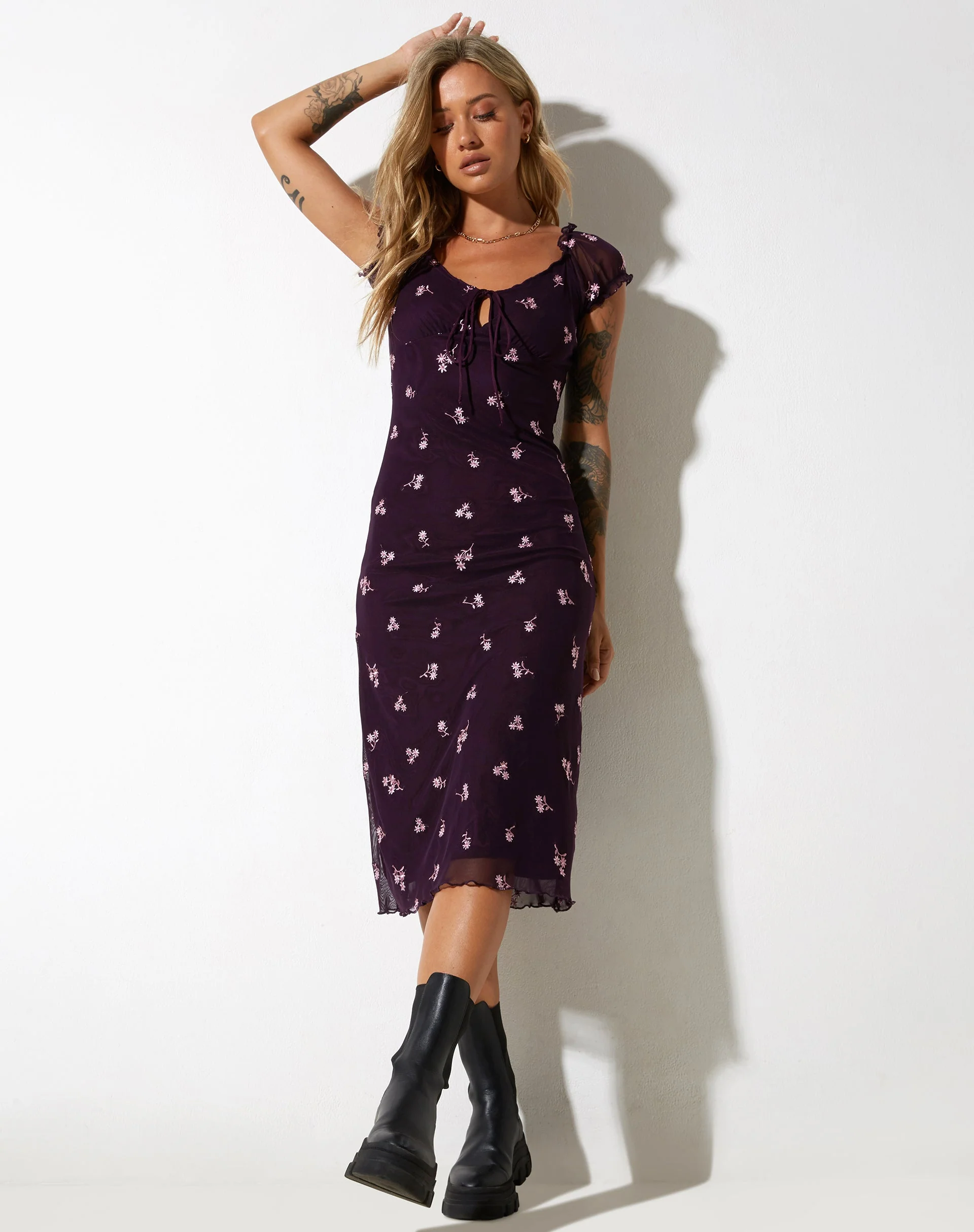 Lona Maxikleid in Pflaume Daisy Embro
