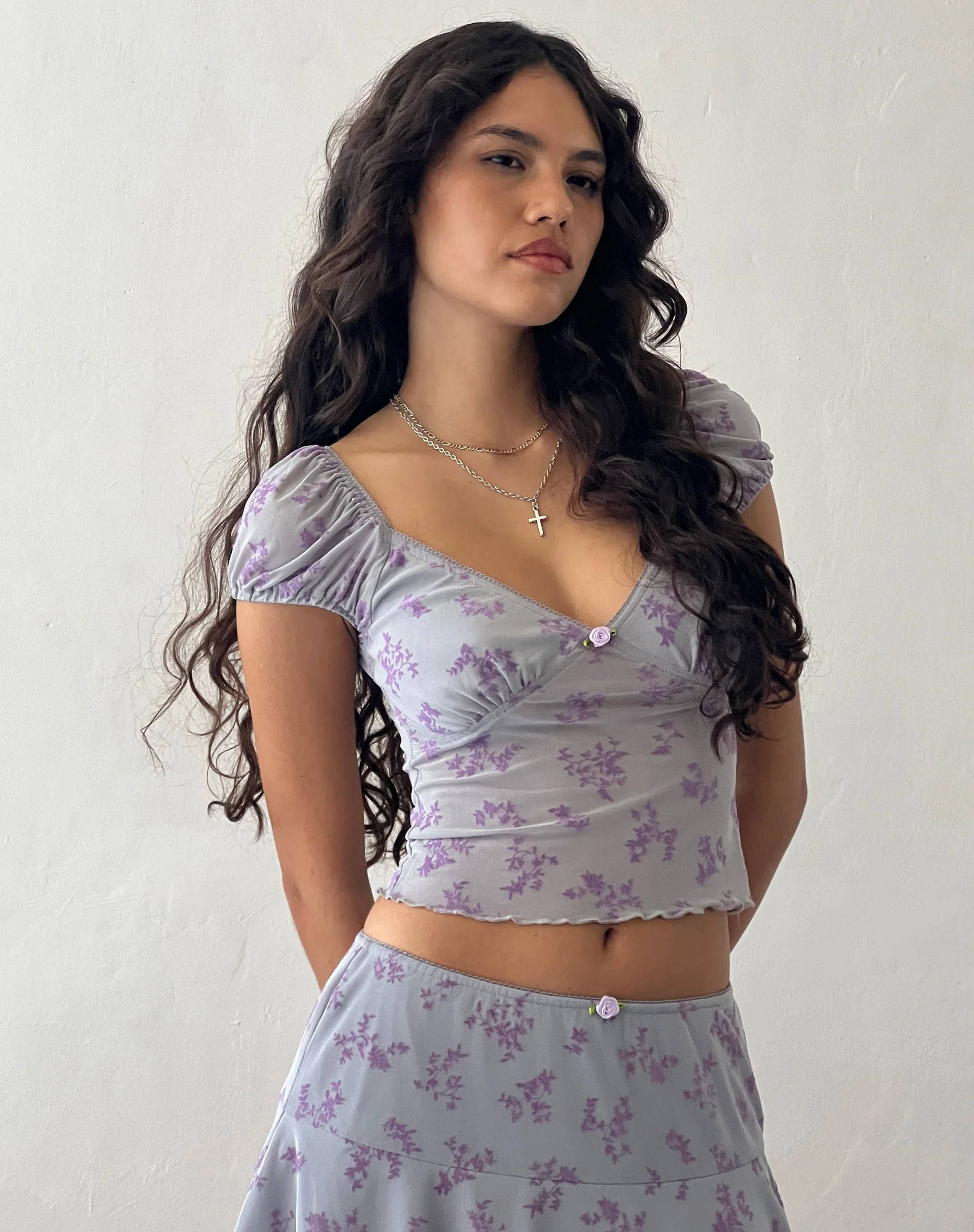 Lorenne Sweetheart Mesh Top in Lila Botanist Flock