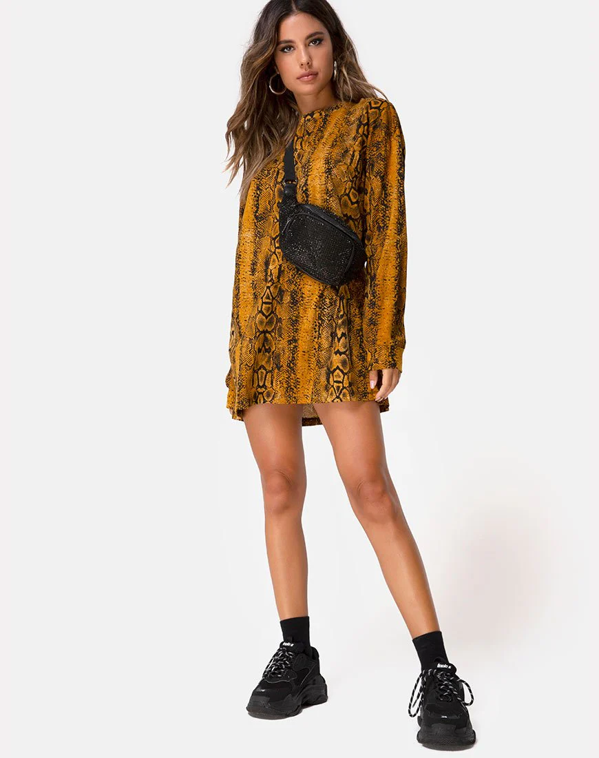Lotsun Pullover Kleid in Snake Mustard - Image 3