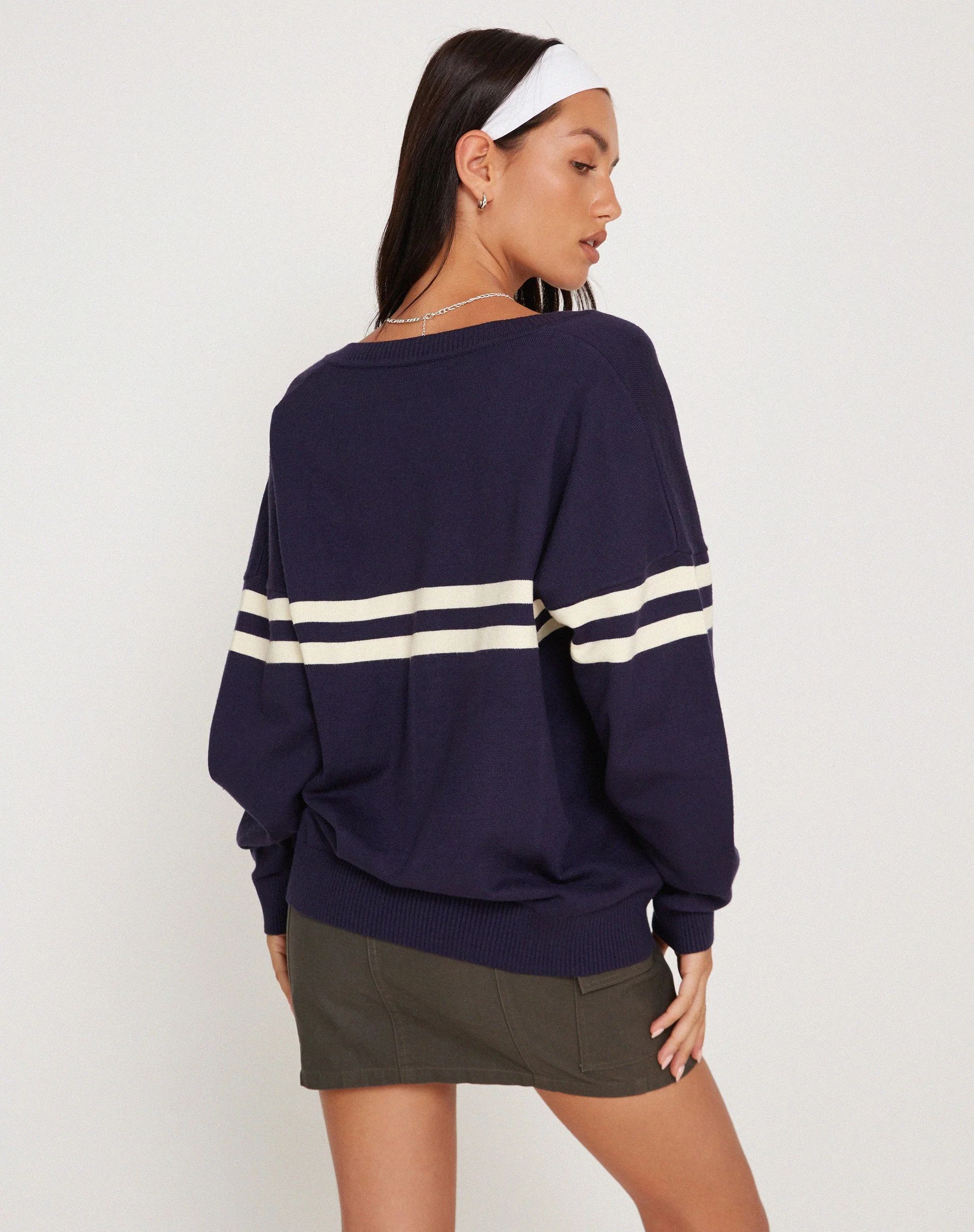 Louna Pullover in Peacoat Blau mit weißen Streifen - Image 2