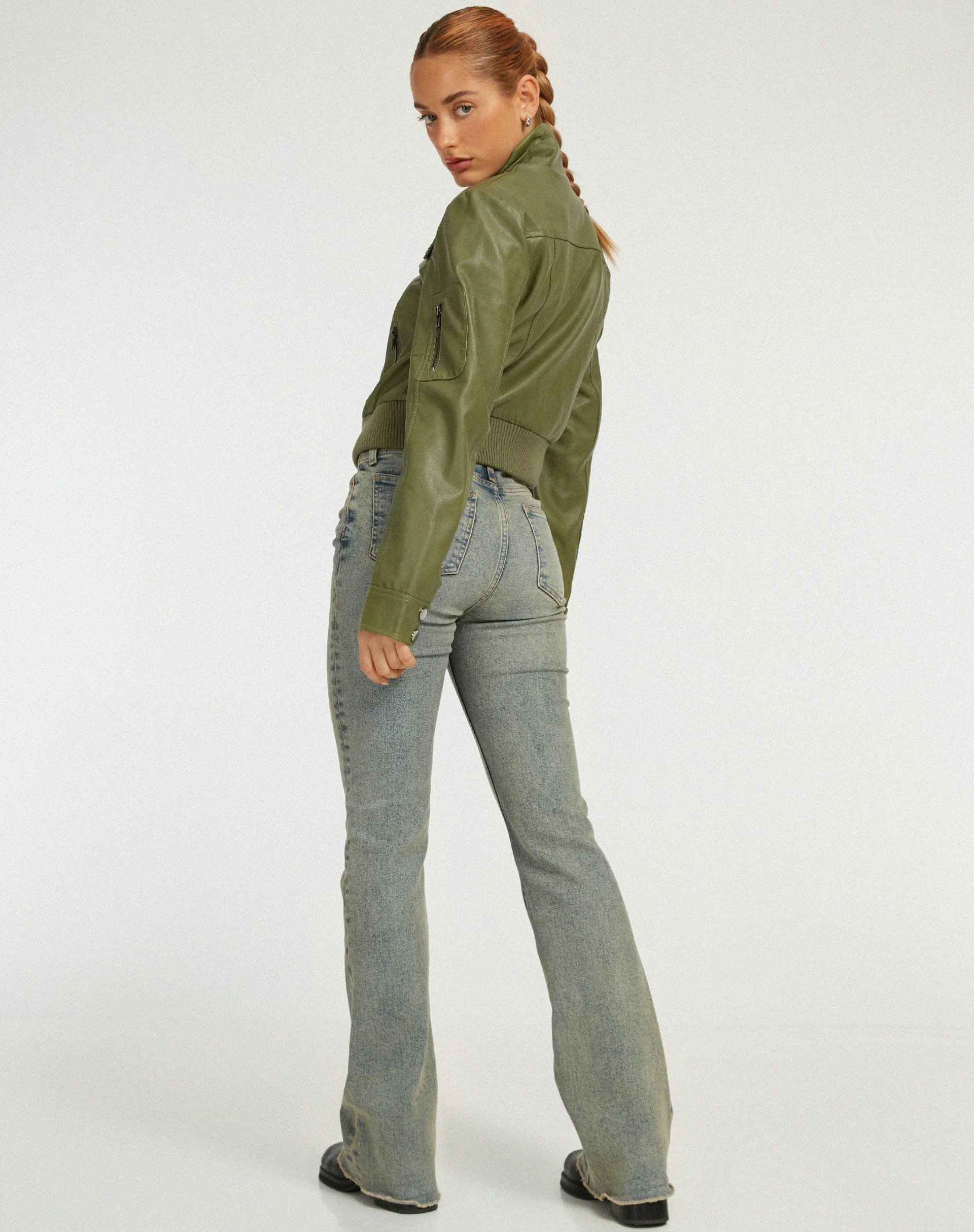 Loviana Jacke in PU Grün - Image 5