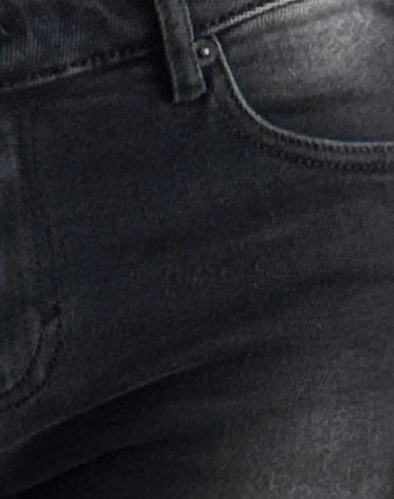 Schlagjeans mit niedrigem Hüftumfang in Extrem-Schwarz - Image 5