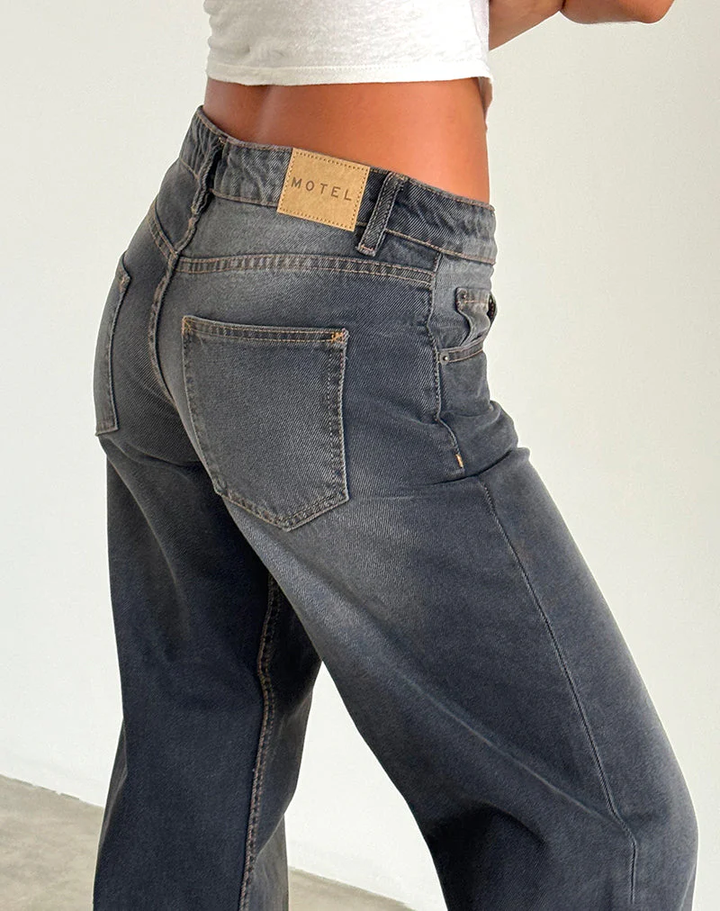 Low Rise Parallel Jeans in Grau Used Bleach - Image 6
