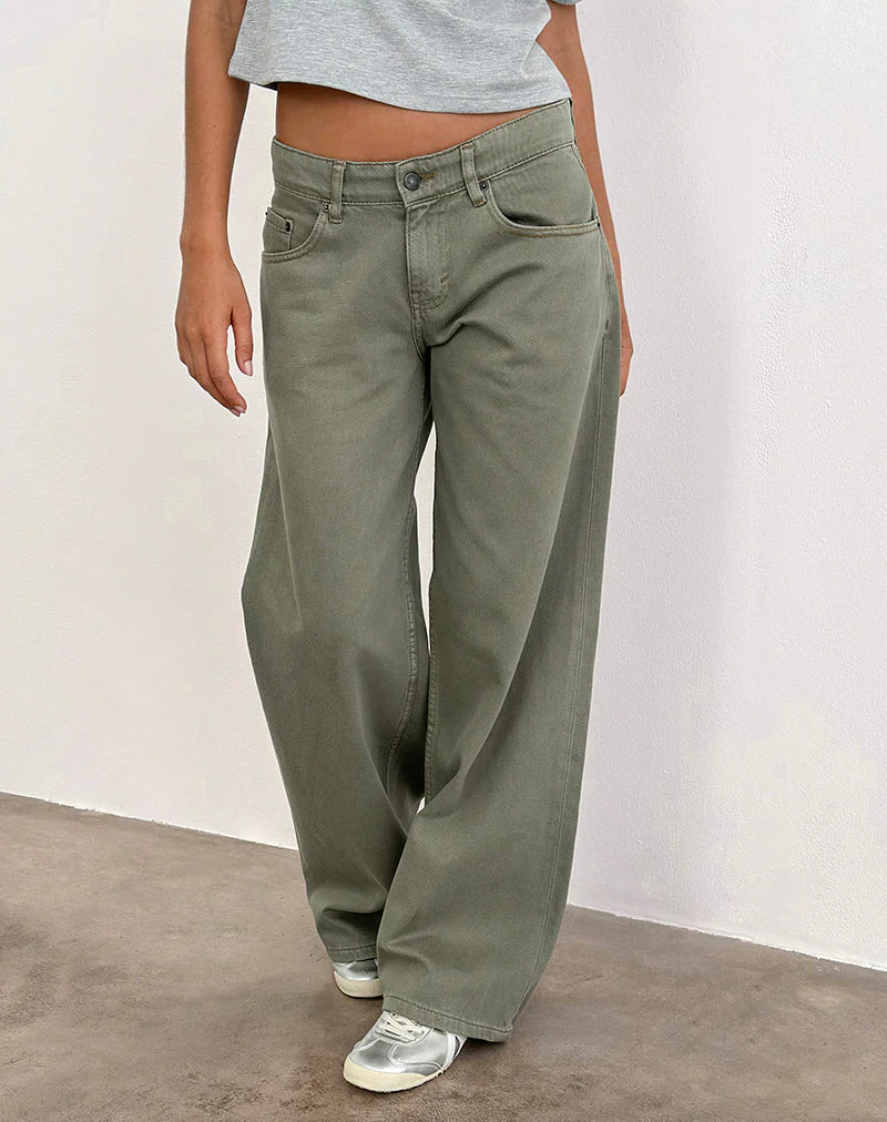 Niedrig geschnittene, geräumige Jeans in Ferngrün - Image 3
