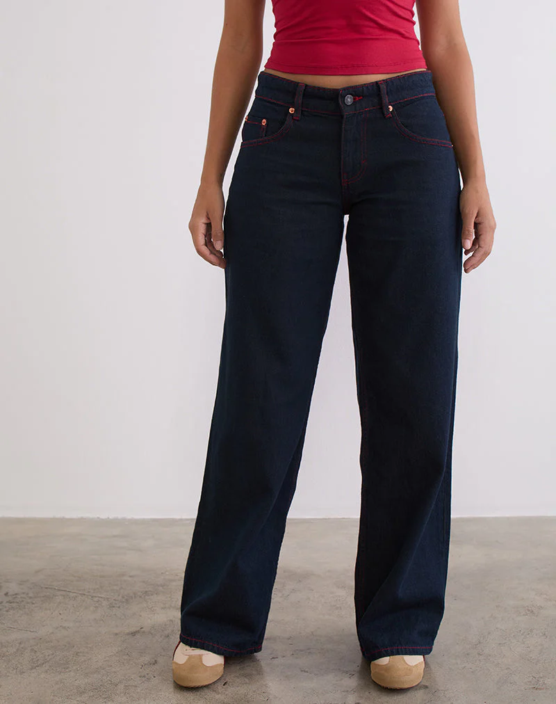 Geräumige Low Rise Jeans in Indigo mit roten Nähten - Image 4