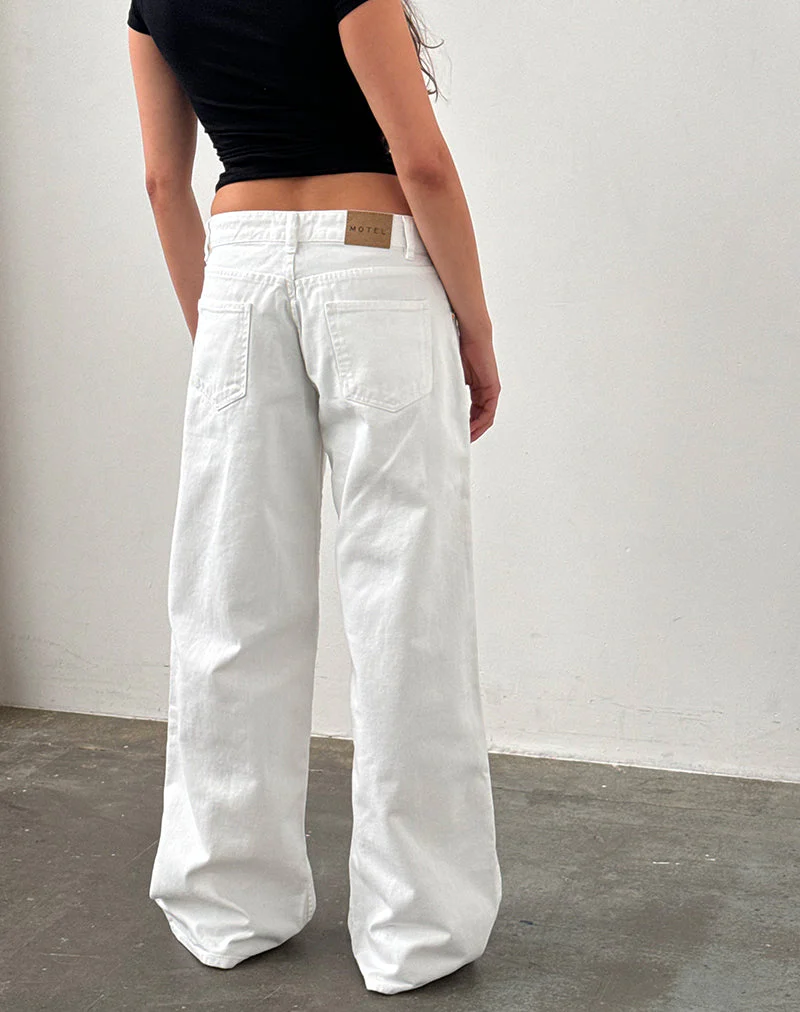 Geräumige Low Rise Jeans in True White - Image 5