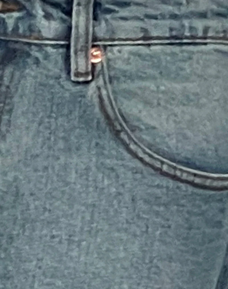Geräumige Low Rise Jeans in Vintage Bleach - Image 5