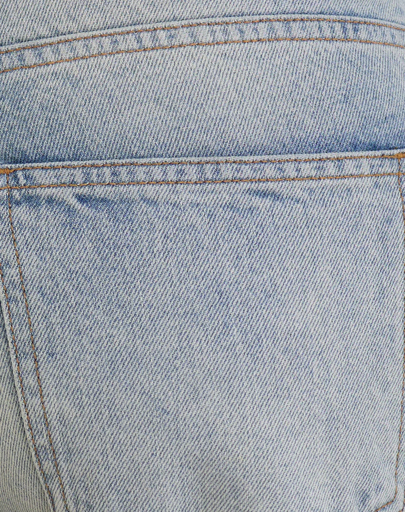 Niedrig geschnittene, geräumige Jeans in Breeze Blue Wash - Image 7