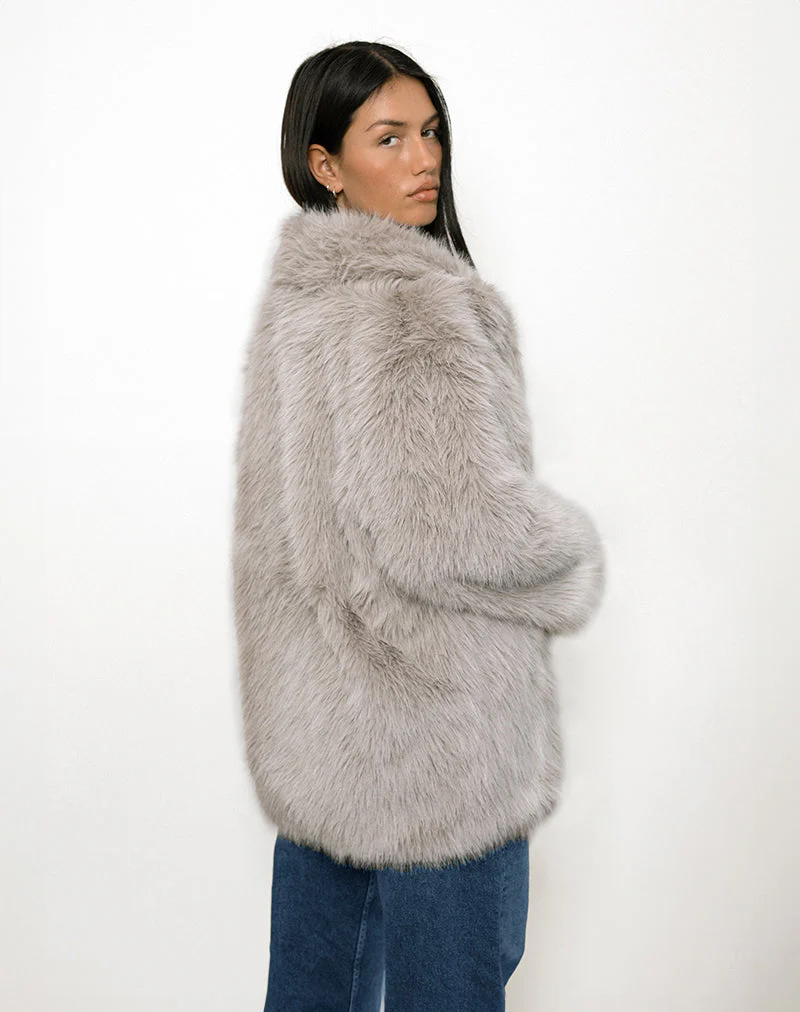 Lupita Jacke aus Kunstpelz Taupe - Image 4