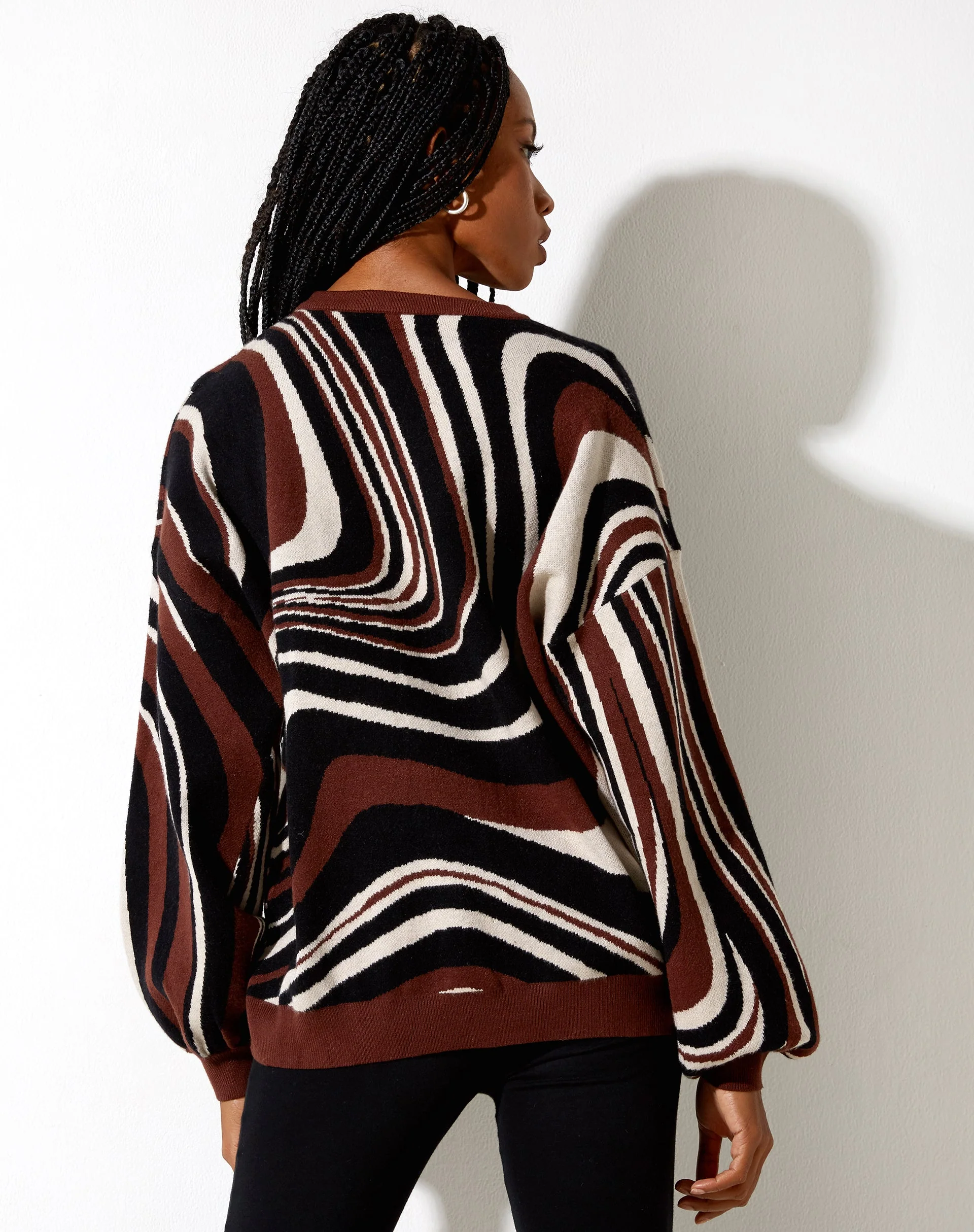Mably Pullover in Mega Ripple Braun - Image 3