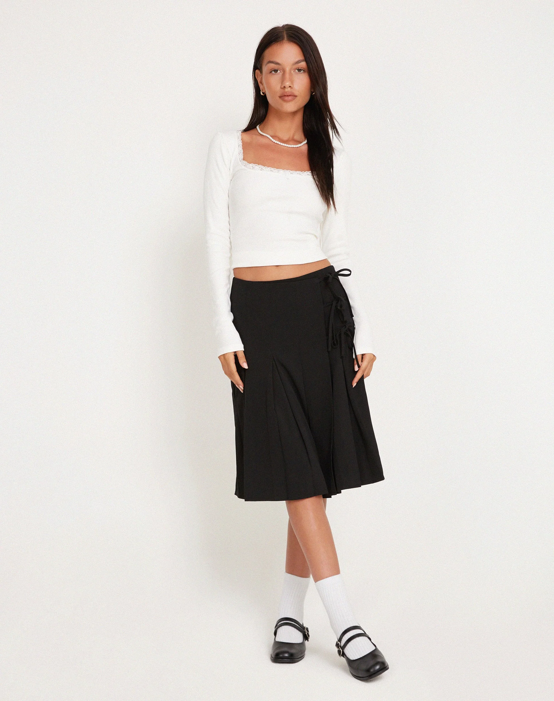 Madelyn Plissierter Midirock in Schwarz - Image 4