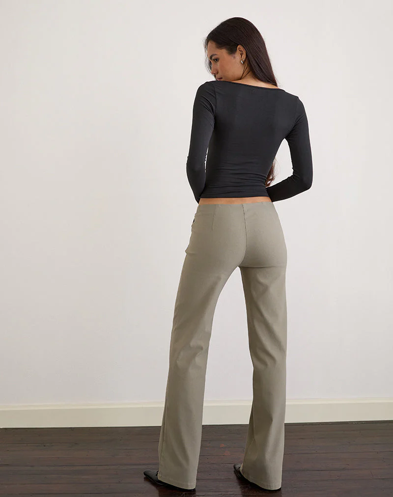 Maite Taschenhose in Tailoring Taupe - Image 5