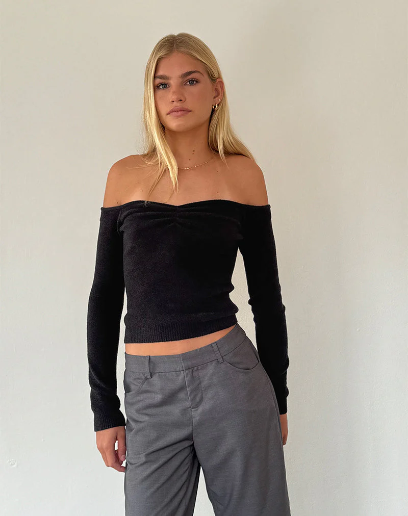 Makena Bardot-Pullover in gebürstetem Schwarz