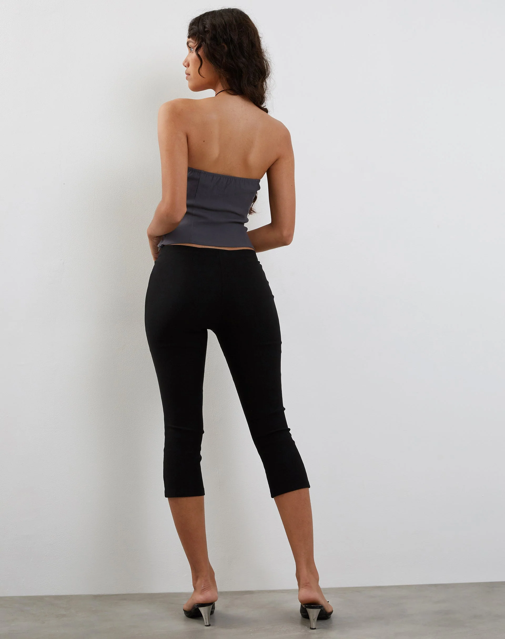 Maribaya Longline-Korsett-Top in Anthrazit Weiche Schneiderei - Image 3