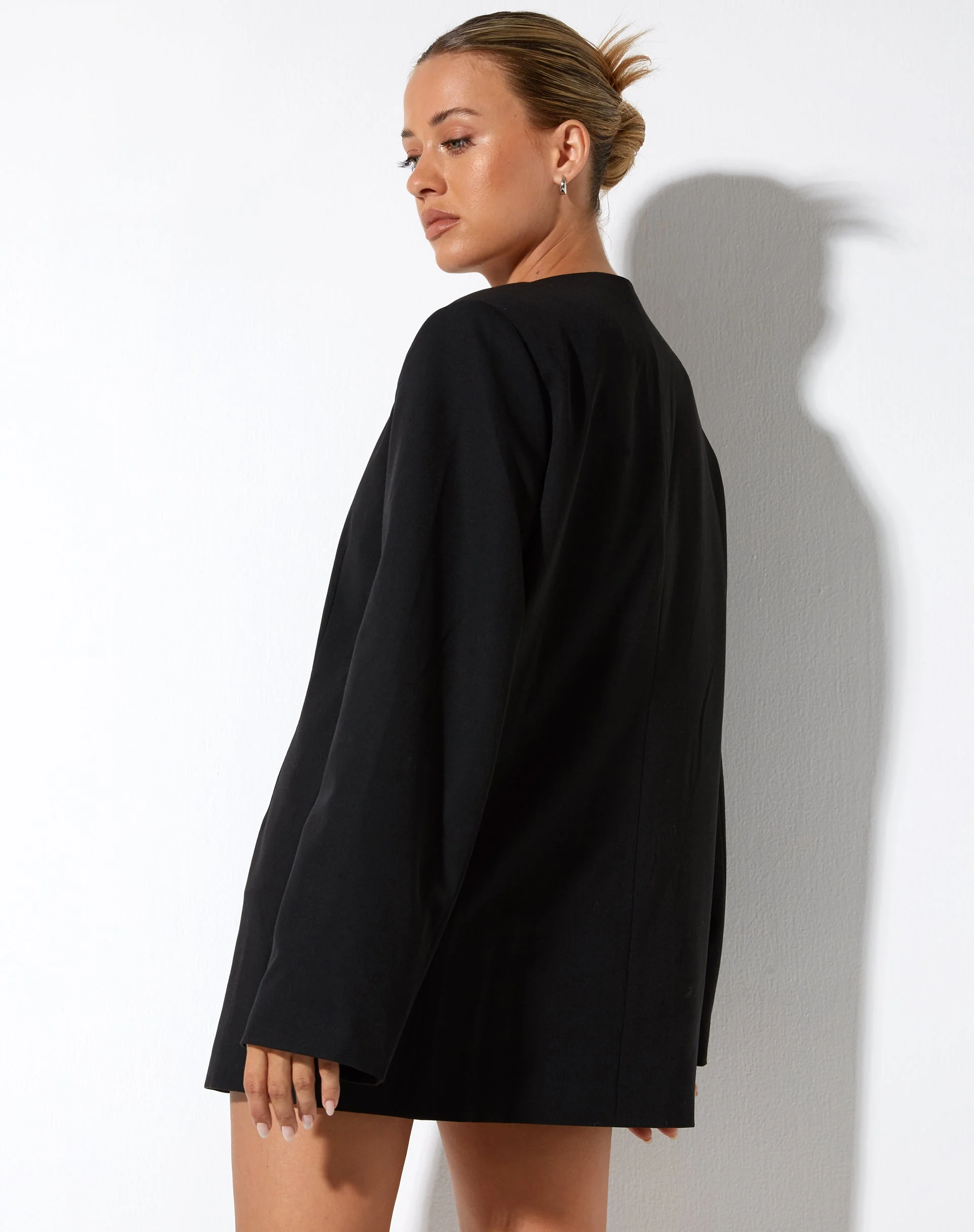 Marlia Blazer in Schwarz - Image 2