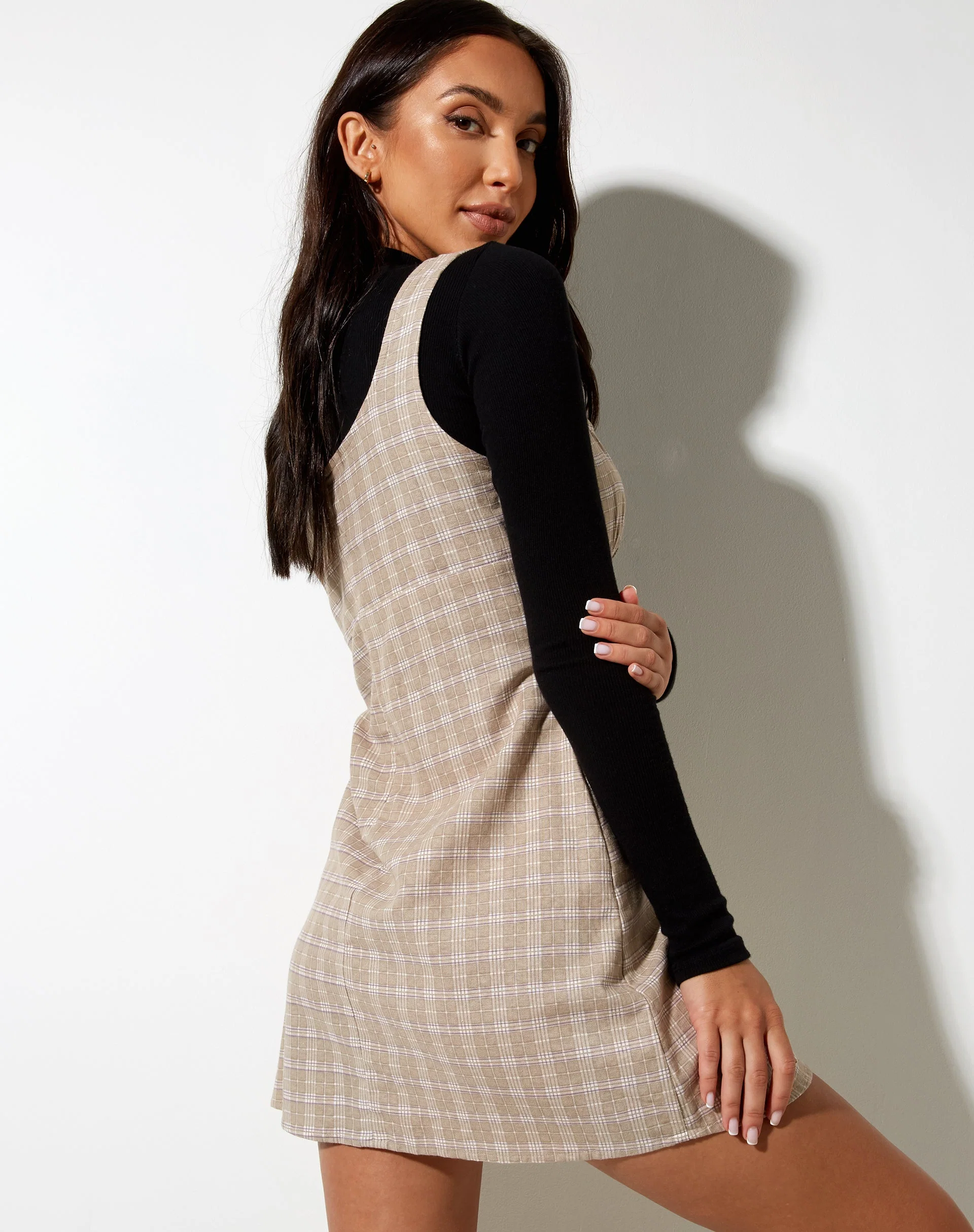 Mehra Minikleid in Taupe Karo - Image 2