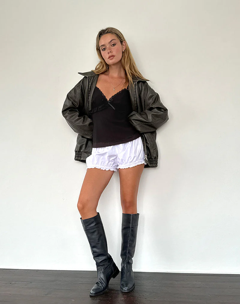 Melinda Rüschen-Cami-Top in Schwarz - Image 5